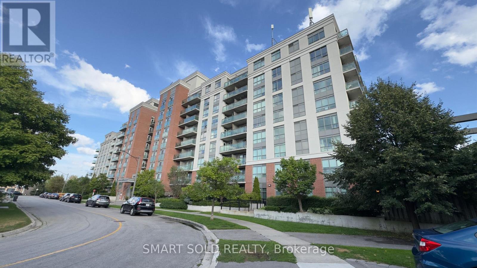 710 - 120 DALLIMORE CIRCLE N, Toronto, Ontario