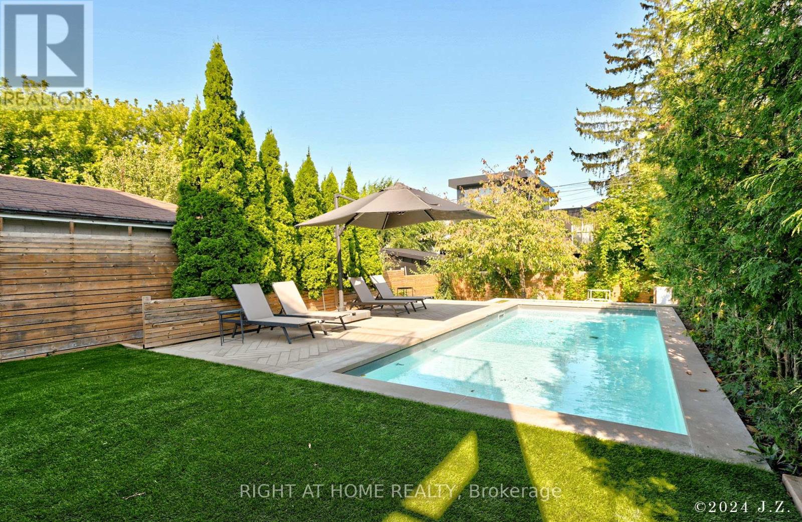 521 Atlas Avenue, Toronto, Ontario  M6C 3R4 - Photo 14 - C12398098