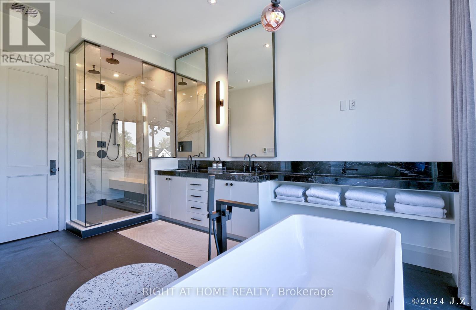521 Atlas Avenue, Toronto, Ontario  M6C 3R4 - Photo 21 - C12398098