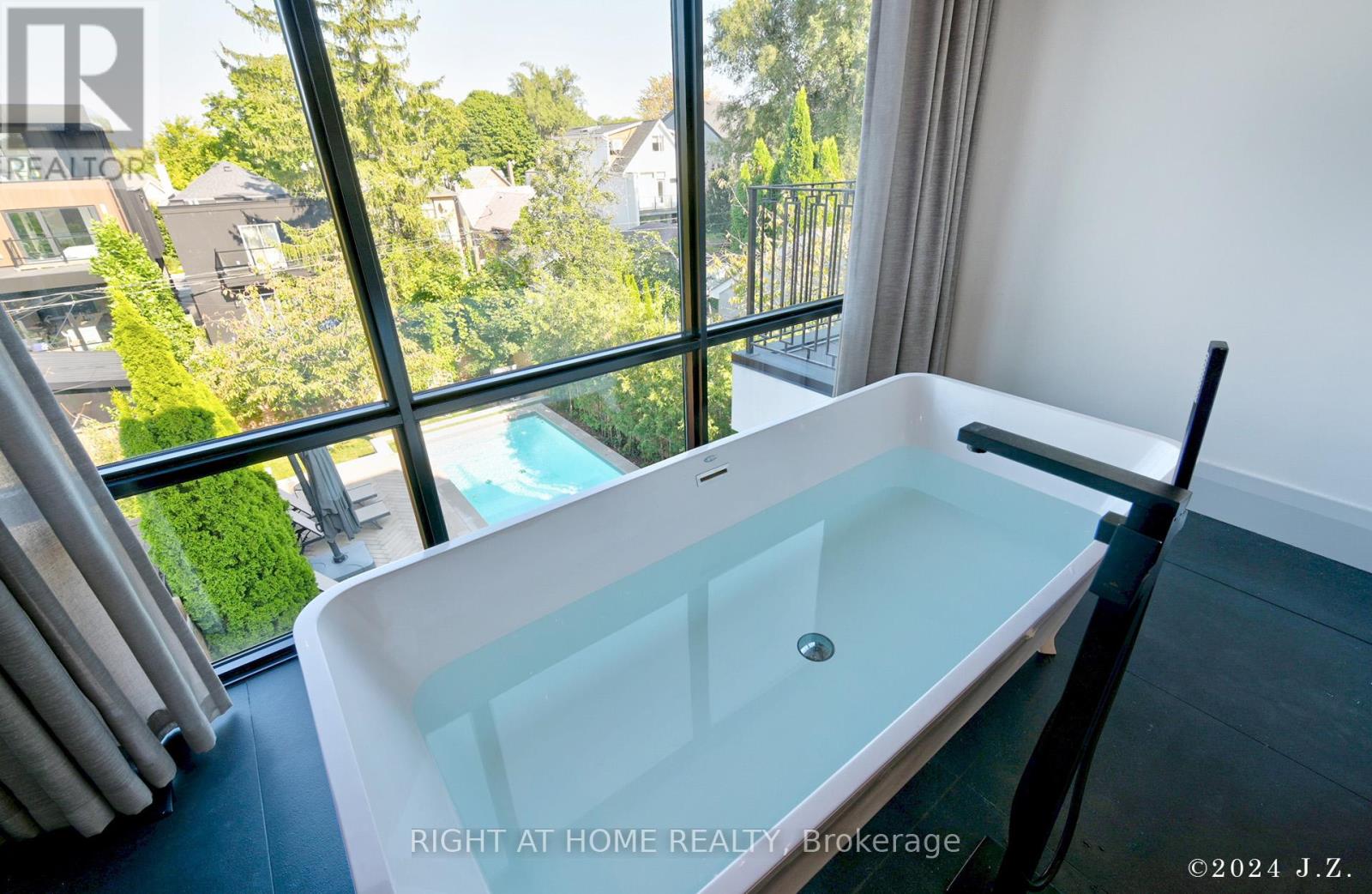 521 Atlas Avenue, Toronto, Ontario  M6C 3R4 - Photo 22 - C12398098