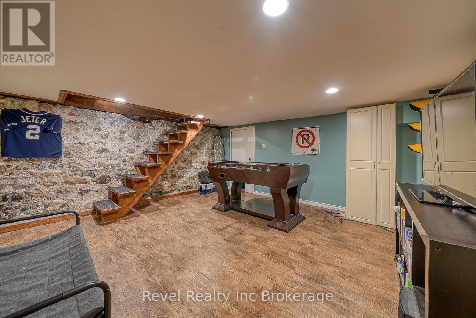 425 Ingersoll Avenue, Woodstock, Ontario  N4S 4X4 - Photo 31 - X12398188