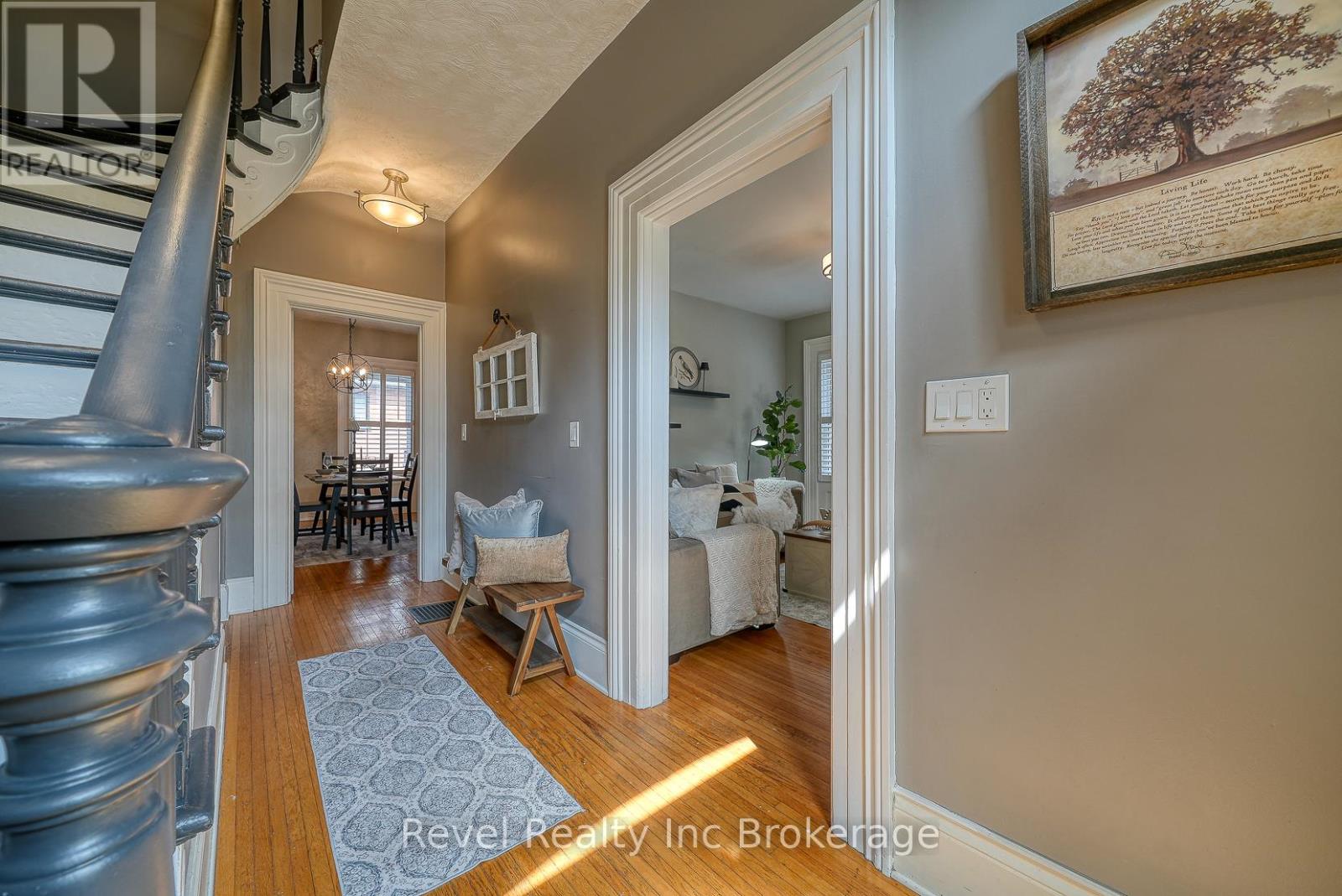 425 Ingersoll Avenue, Woodstock, Ontario  N4S 4X4 - Photo 8 - X12398188