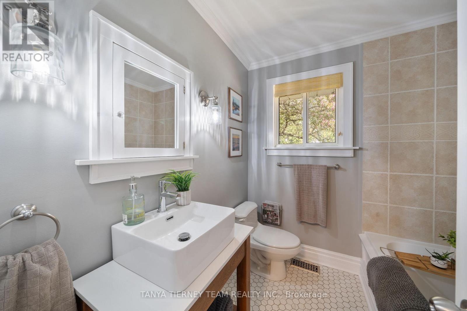 243 Garrard Road, Whitby, Ontario  L1N 3K9 - Photo 23 - E12397990