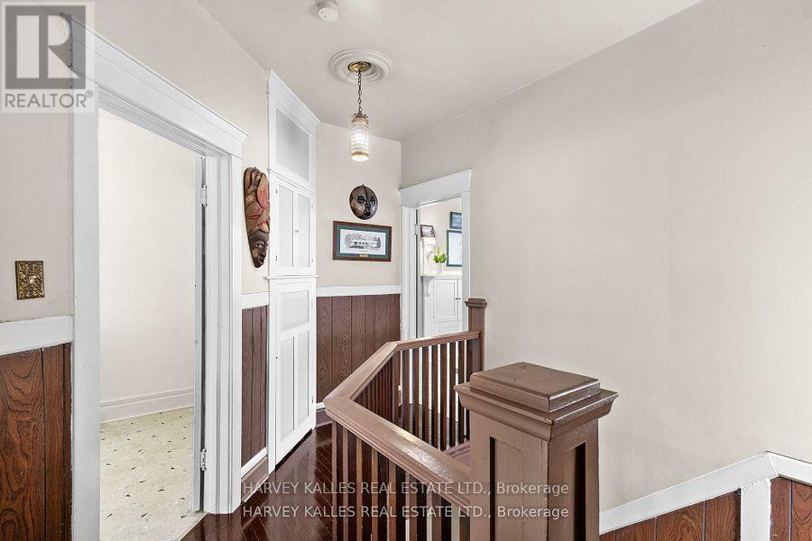 22 Seymour Avenue, Toronto (Blake-Jones), Ontario  M4J 3T4 - Photo 17 - E12398055