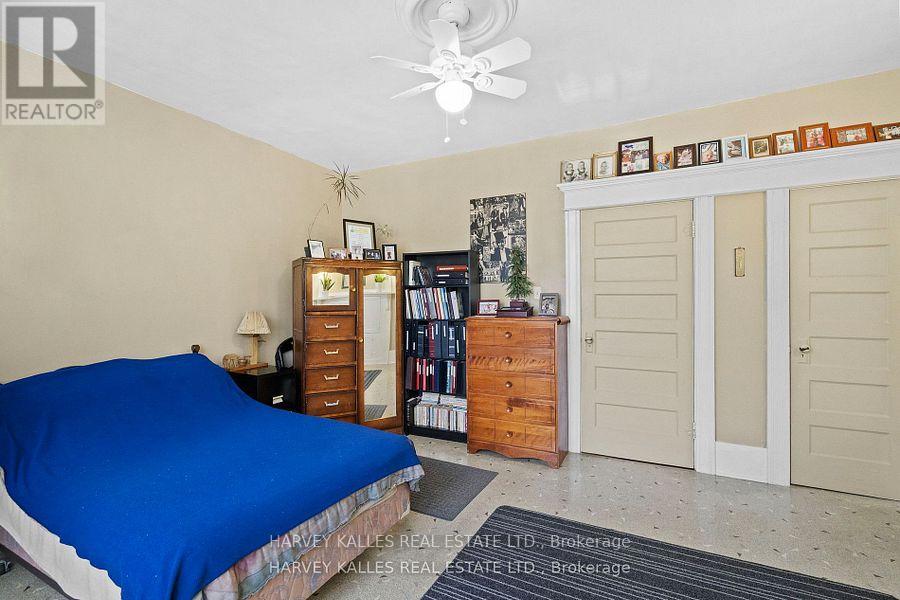 22 Seymour Avenue, Toronto (Blake-Jones), Ontario  M4J 3T4 - Photo 27 - E12398055