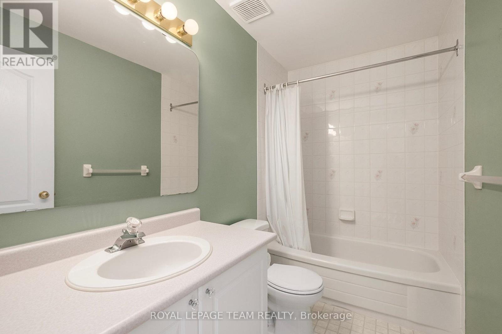 239 Markland Crescent, Ottawa, Ontario  K2G 6A9 - Photo 30 - X12397972