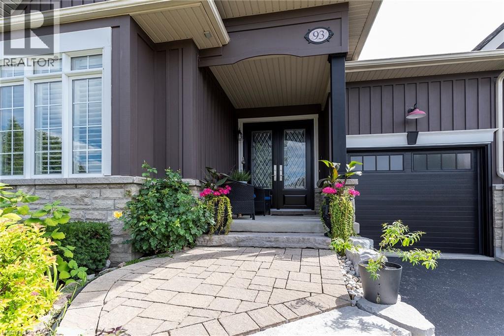 Property at 93 ABERFOYLE MILL Crescent image 3
