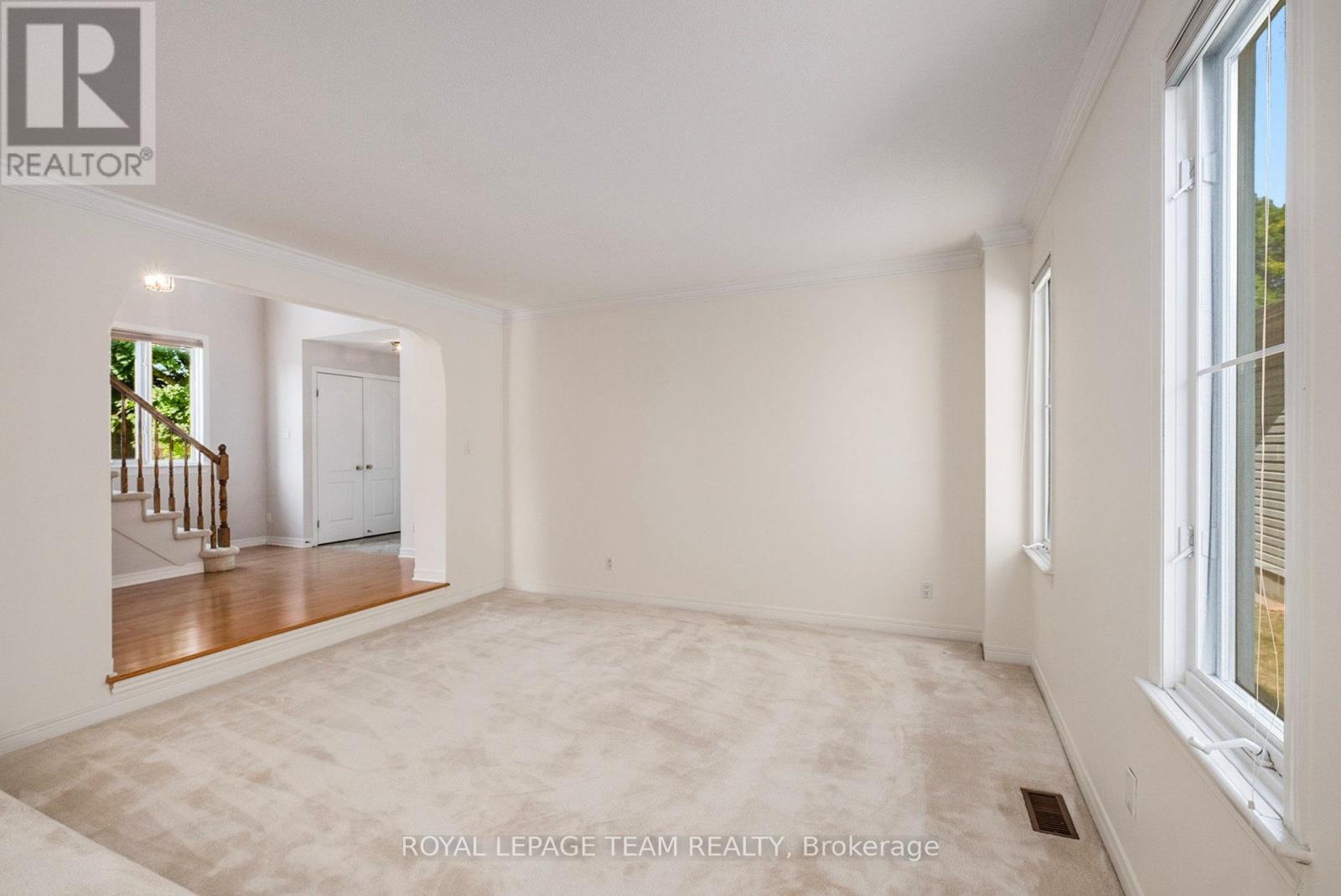 239 Markland Crescent, Ottawa, Ontario  K2G 6A9 - Photo 7 - X12397972
