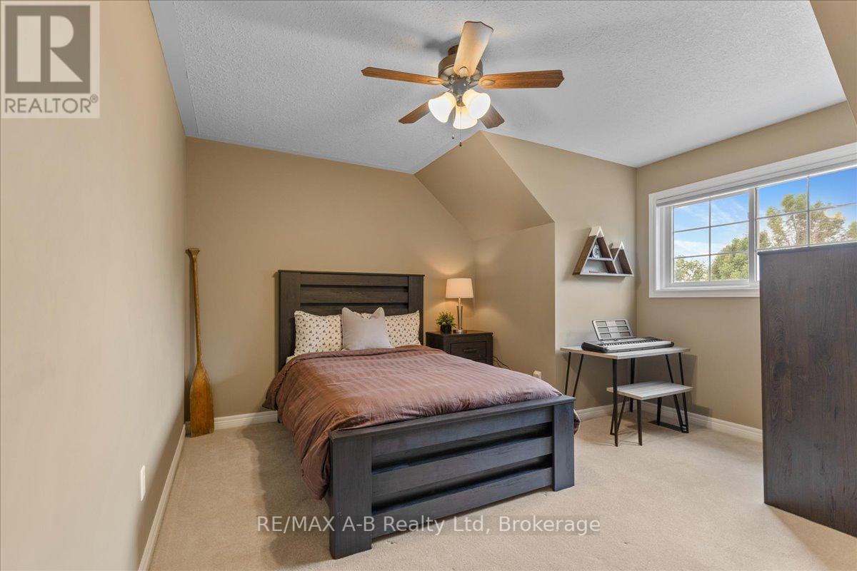 214 Jordan Crescent, West Perth, Ontario  N0K 1N0 - Photo 33 - X12398172