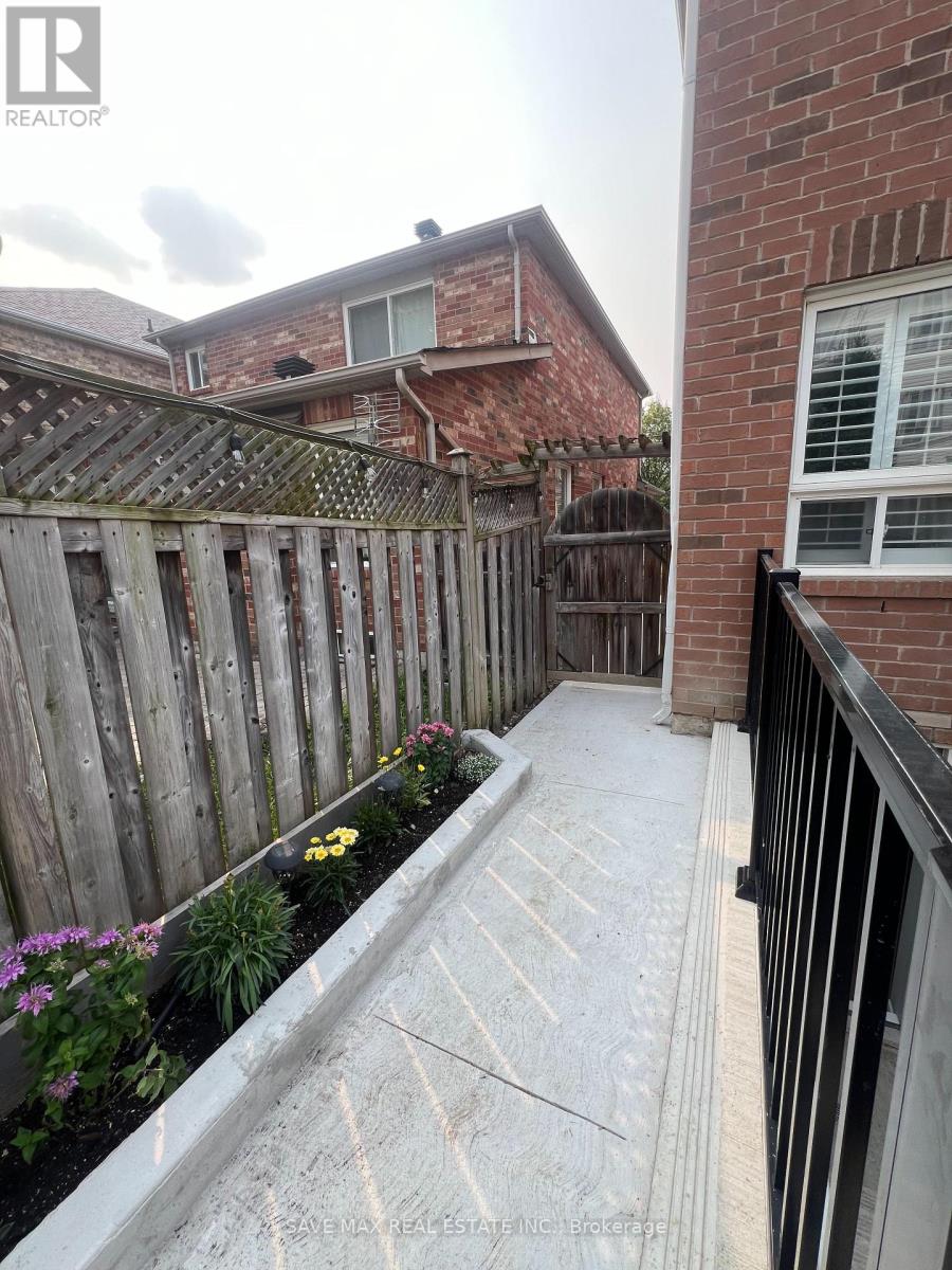 1176 Houston Drive, Milton, Ontario  L9T 6G3 - Photo 16 - W12370095