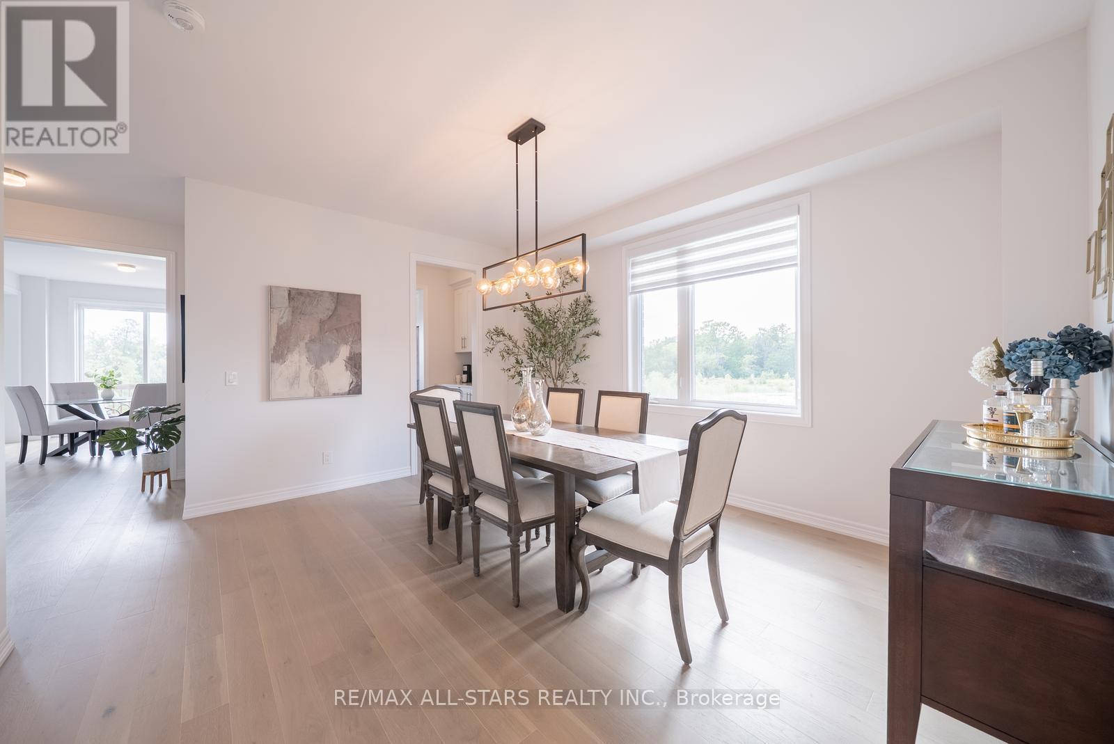 129 Busato Drive, Whitchurch-Stouffville, Ontario  L4A 4V6 - Photo 9 - N12398005