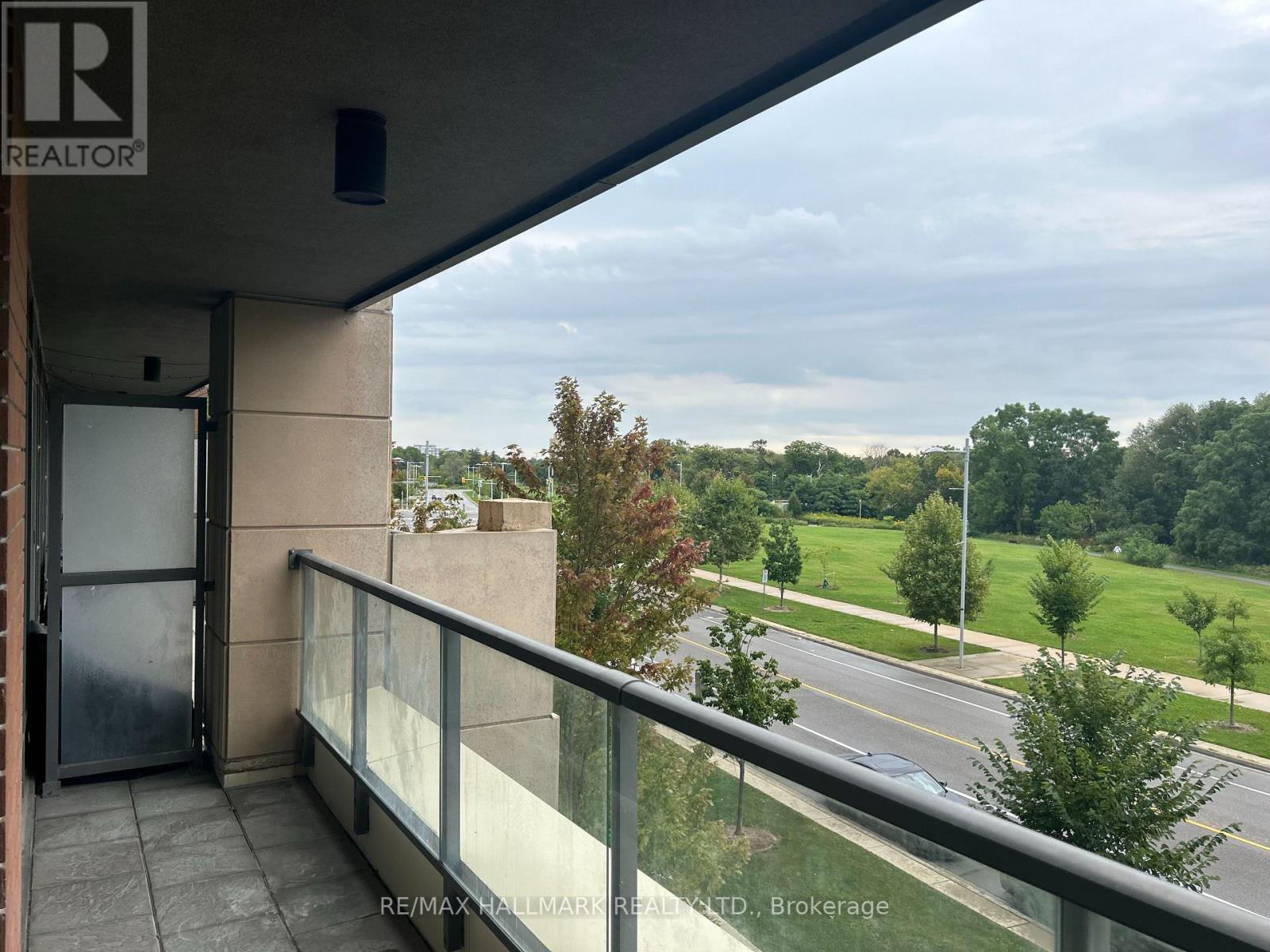 323 - 18 Uptown Drive, Markham, Ontario  L3R 5M5 - Photo 15 - N12398095
