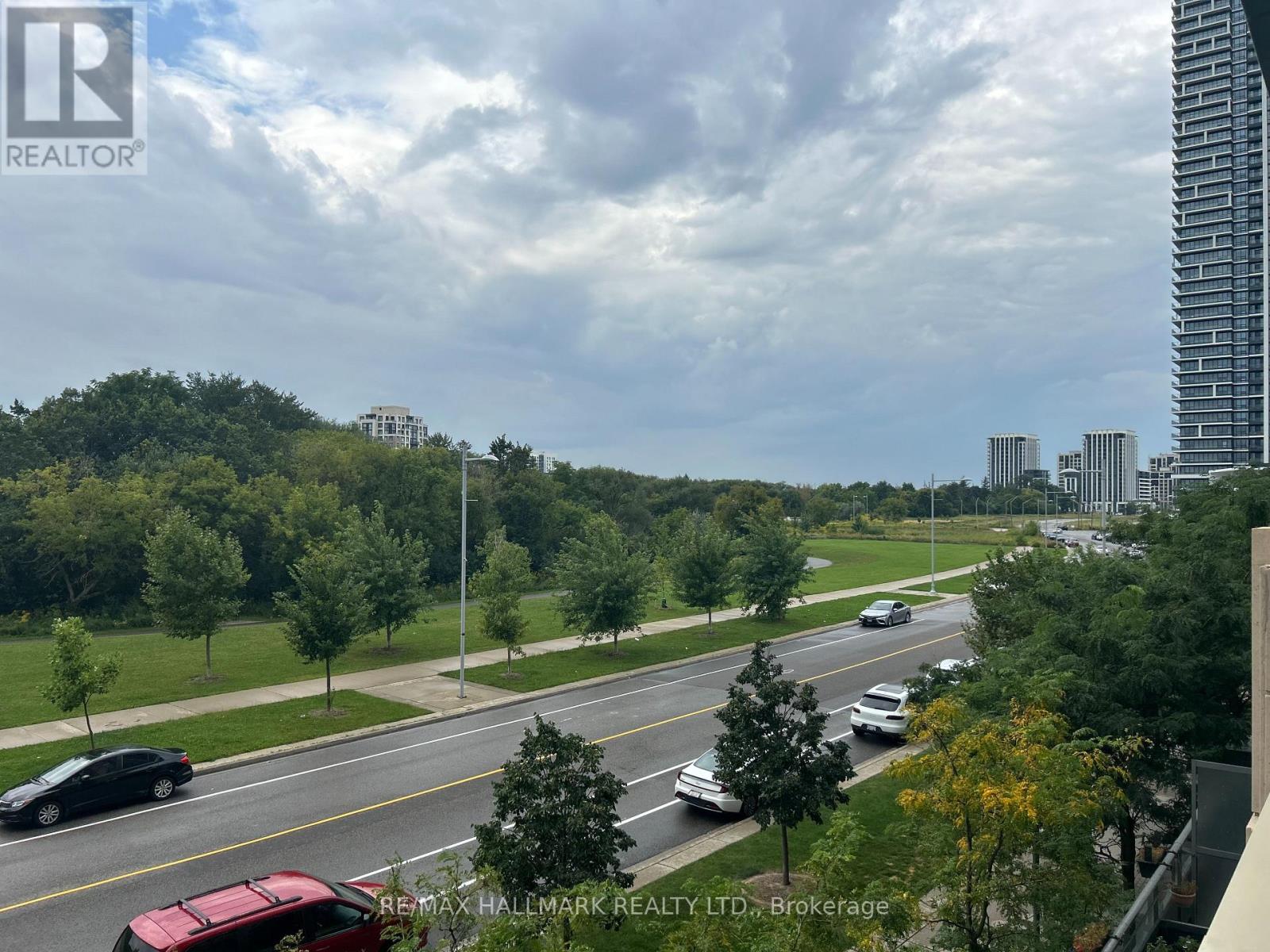 323 - 18 Uptown Drive, Markham, Ontario  L3R 5M5 - Photo 18 - N12398095