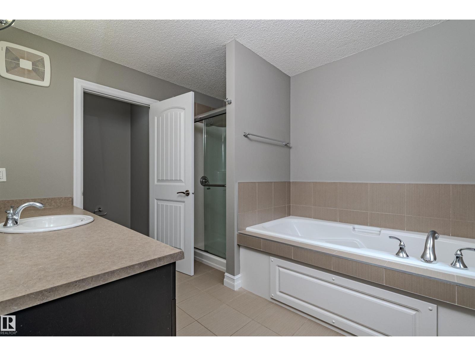 2922 17a Avenue Nw, Edmonton, Alberta  T6T 0R8 - Photo 31 - E4457294