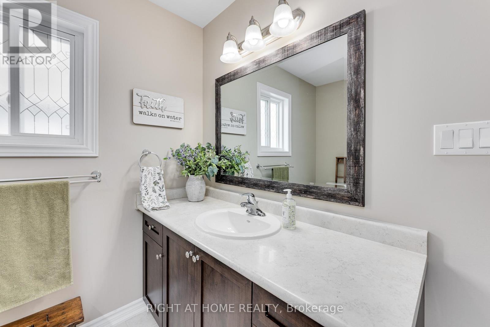 257 Quebec Street, Clearview (Stayner), Ontario  L0M 1S0 - Photo 34 - S12398021