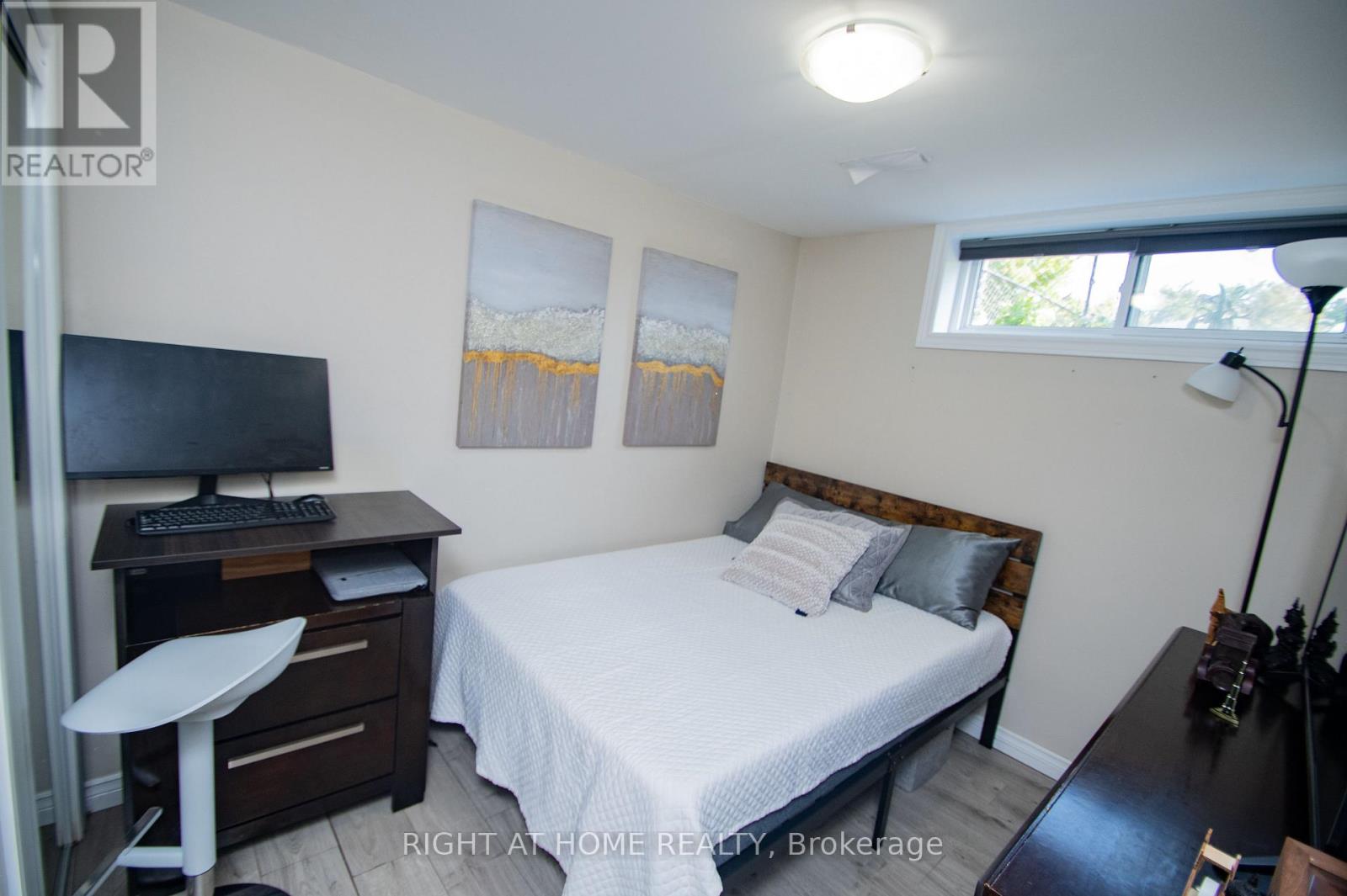 65 Bridgenorth Crescent, Toronto, Ontario  M9V 2M5 - Photo 21 - W12393111