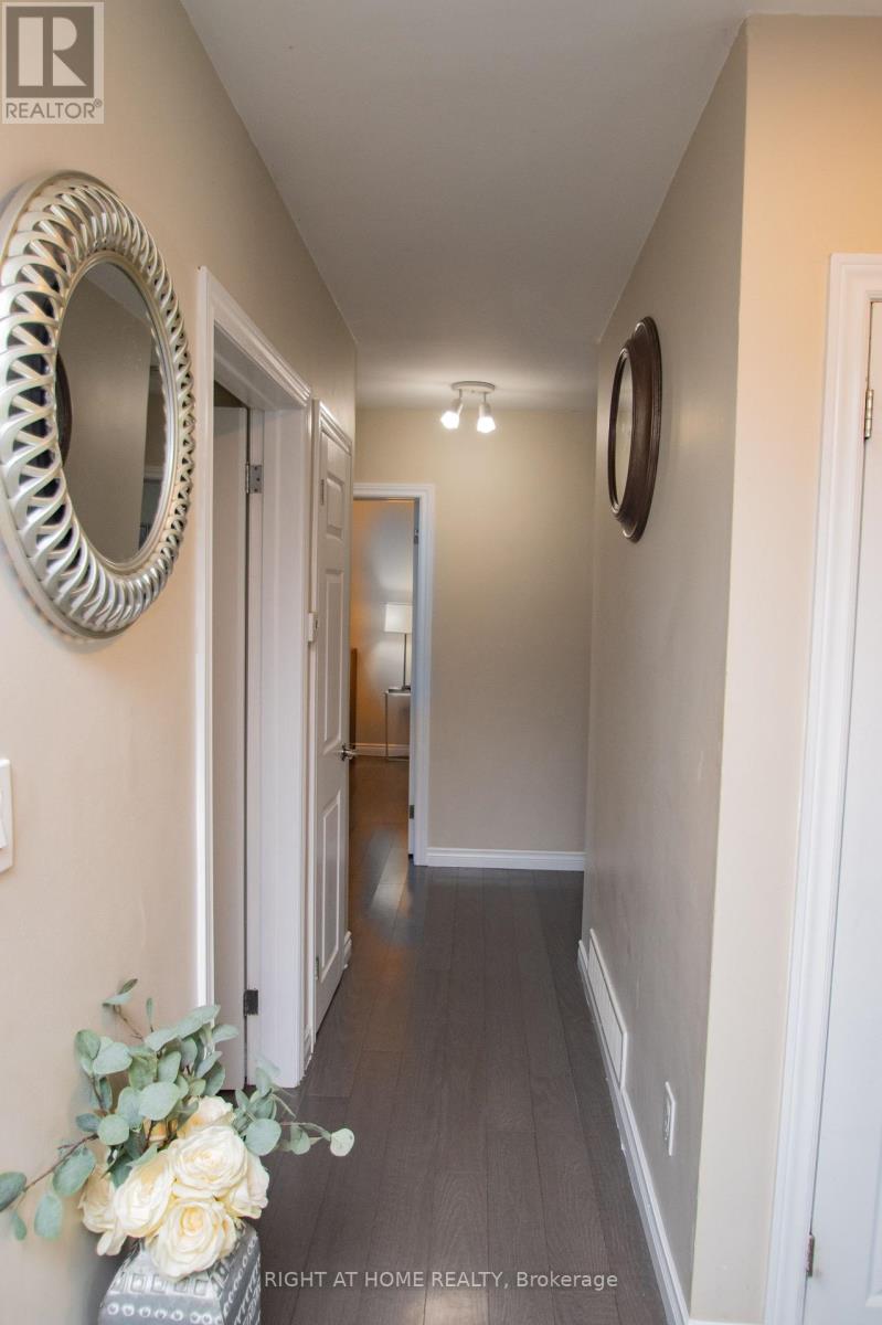 65 Bridgenorth Crescent, Toronto, Ontario  M9V 2M5 - Photo 22 - W12393111