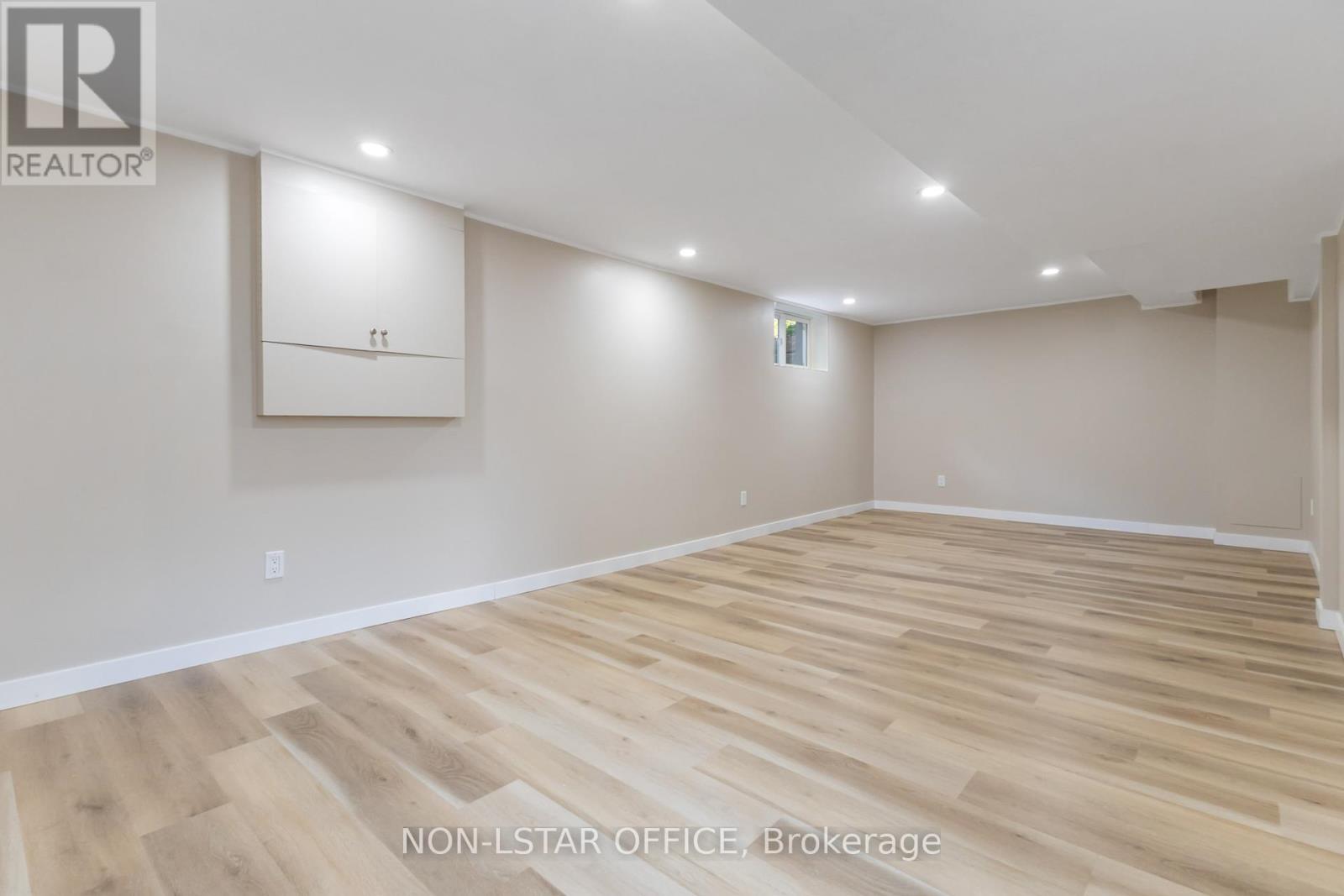 1840 Royal Crescent, London East (East H), Ontario  N5W 2A8 - Photo 29 - X12397212