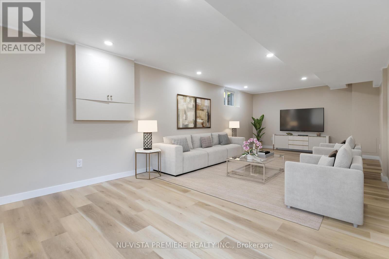 1840 Royal Crescent, London East (East H), Ontario  N5W 2A8 - Photo 7 - X12397212