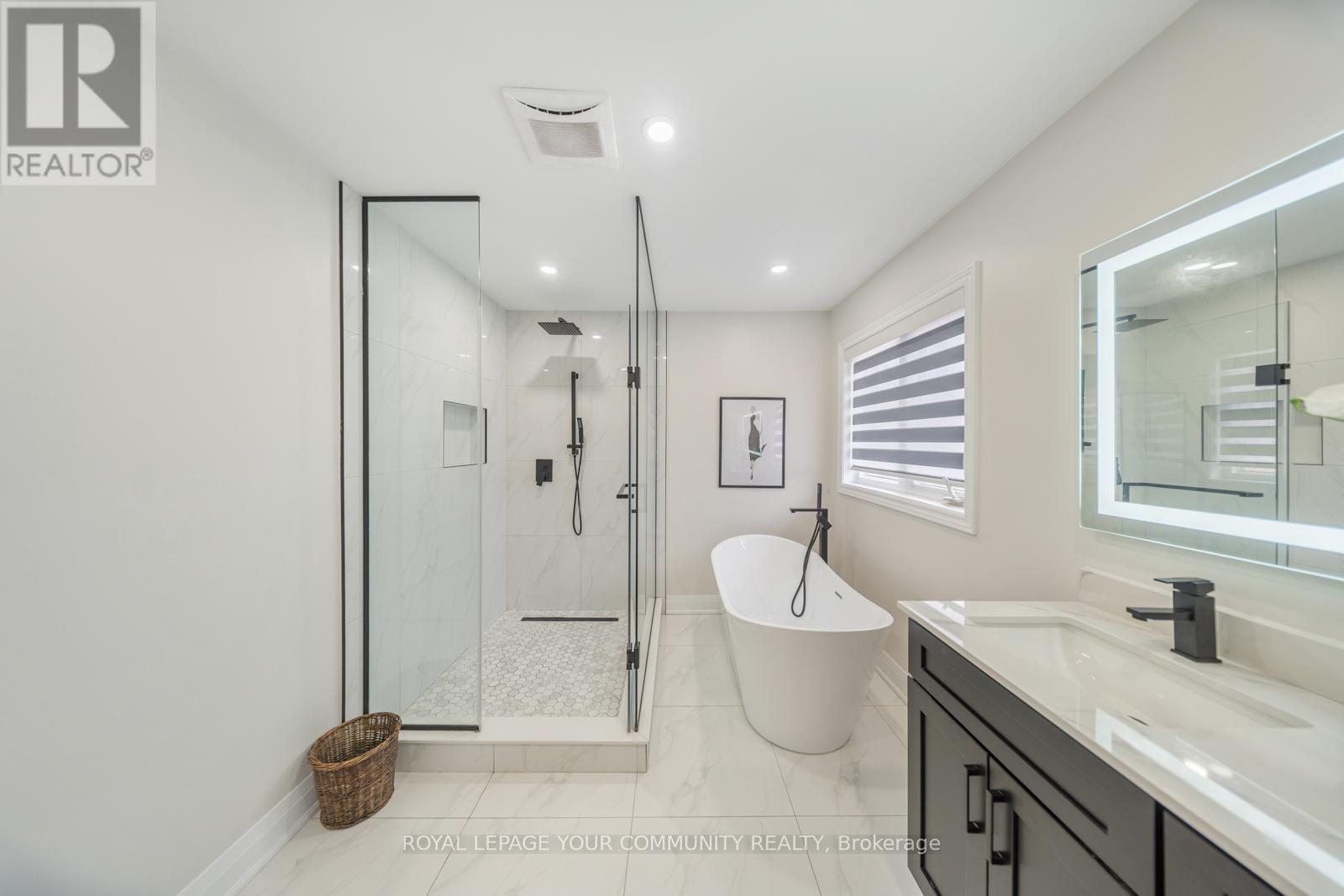 15 Pika Trail, Brampton, Ontario  L6R 2Y1 - Photo 23 - W12397968