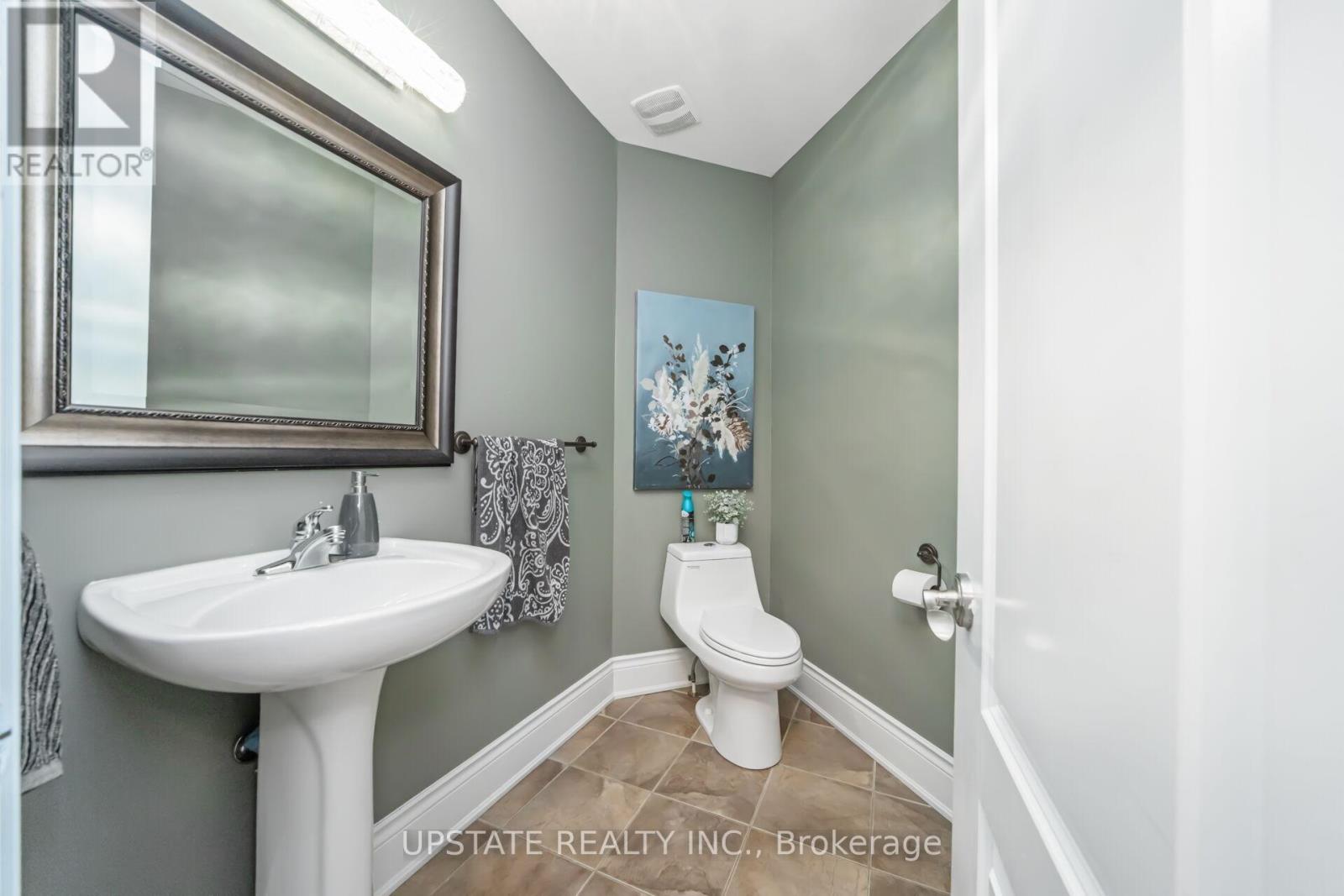 105 Royal West Drive, Brampton (Credit Valley), Ontario  L6X 0V6 - Photo 18 - W12397999