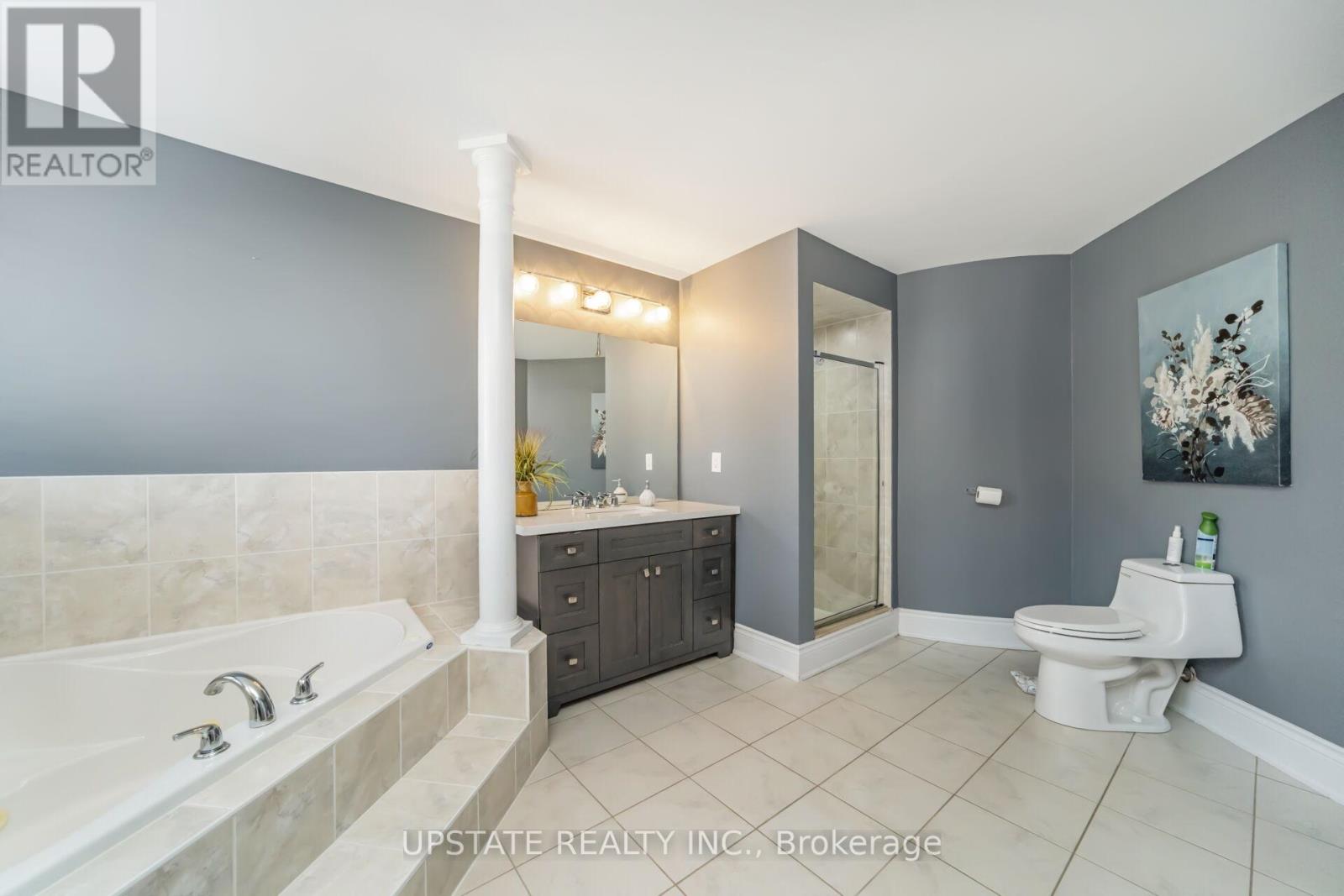 105 Royal West Drive, Brampton (Credit Valley), Ontario  L6X 0V6 - Photo 22 - W12397999