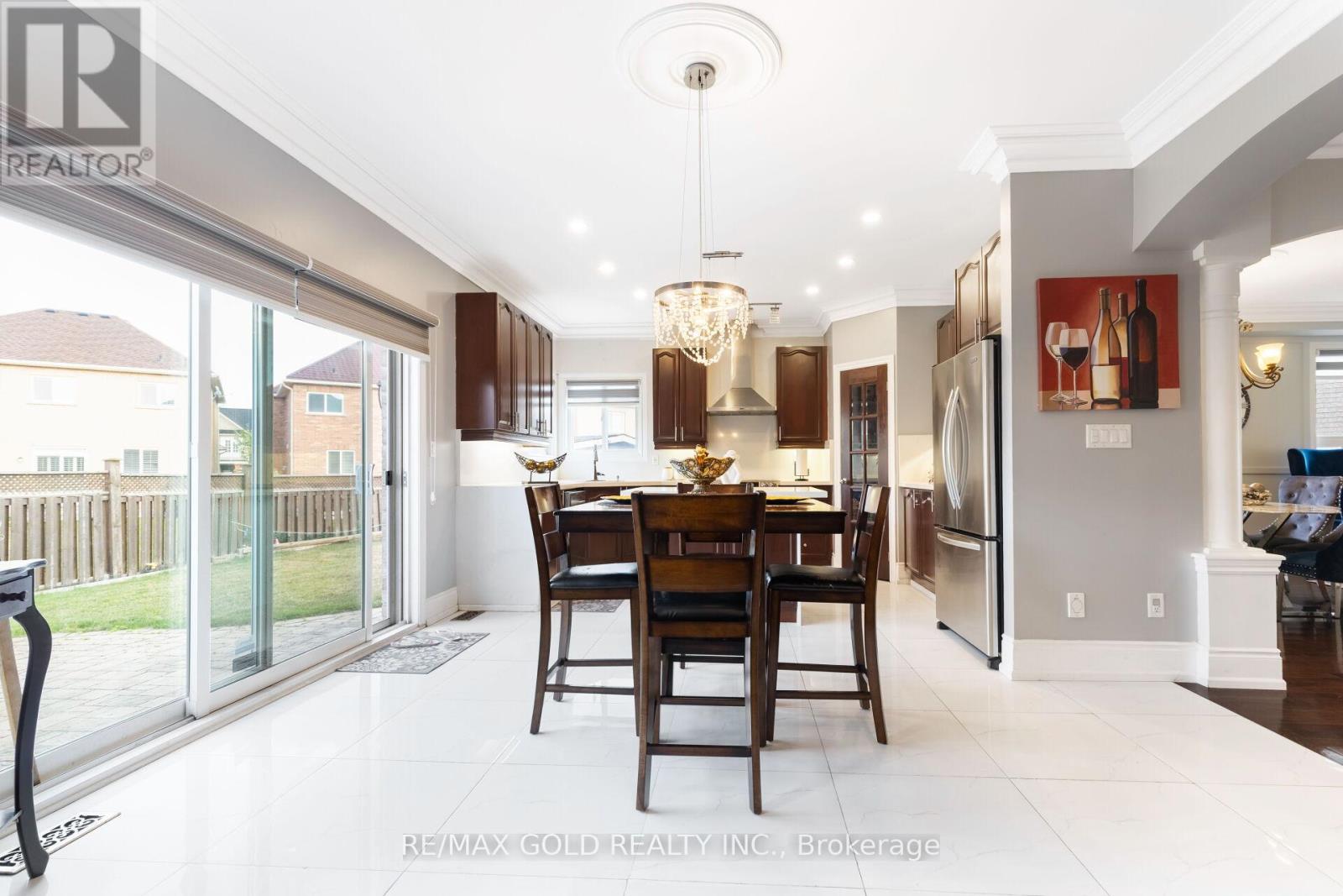 15 Smoothrock Trail, Brampton (Sandringham-Wellington North), Ontario  L6R 0S5 - Photo 21 - W12398015