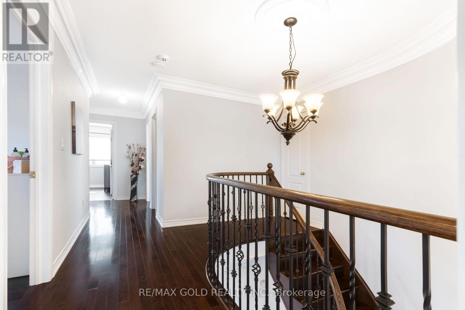 15 Smoothrock Trail, Brampton (Sandringham-Wellington North), Ontario  L6R 0S5 - Photo 26 - W12398015