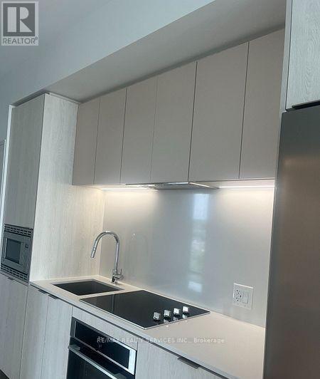 625 - 3009 Novar Road, Mississauga, Ontario  L5B 1H7 - Photo 4 - W12398032
