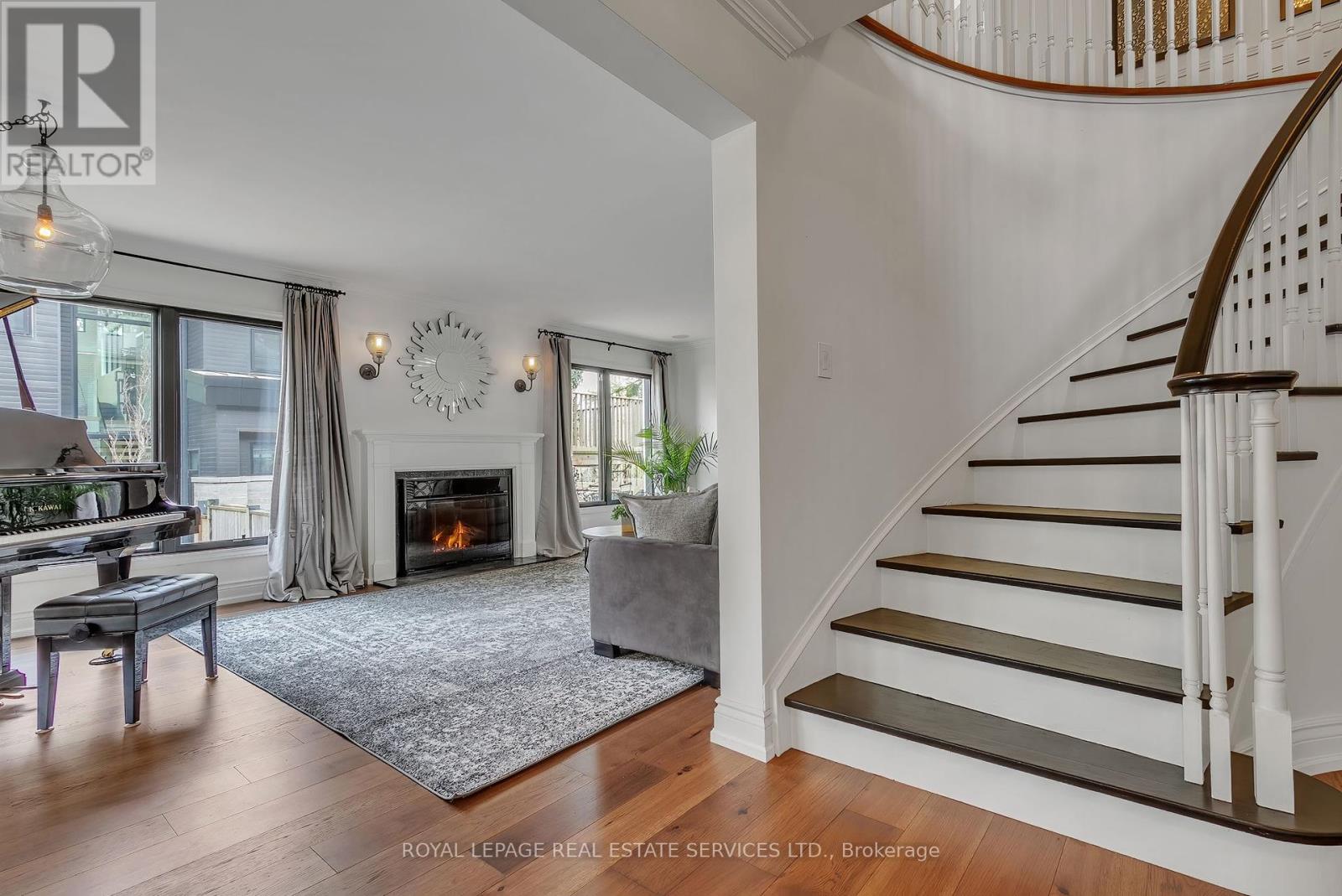 446 Copeland Court, Oakville, Ontario  L6J 4B9 - Photo 18 - W12398089