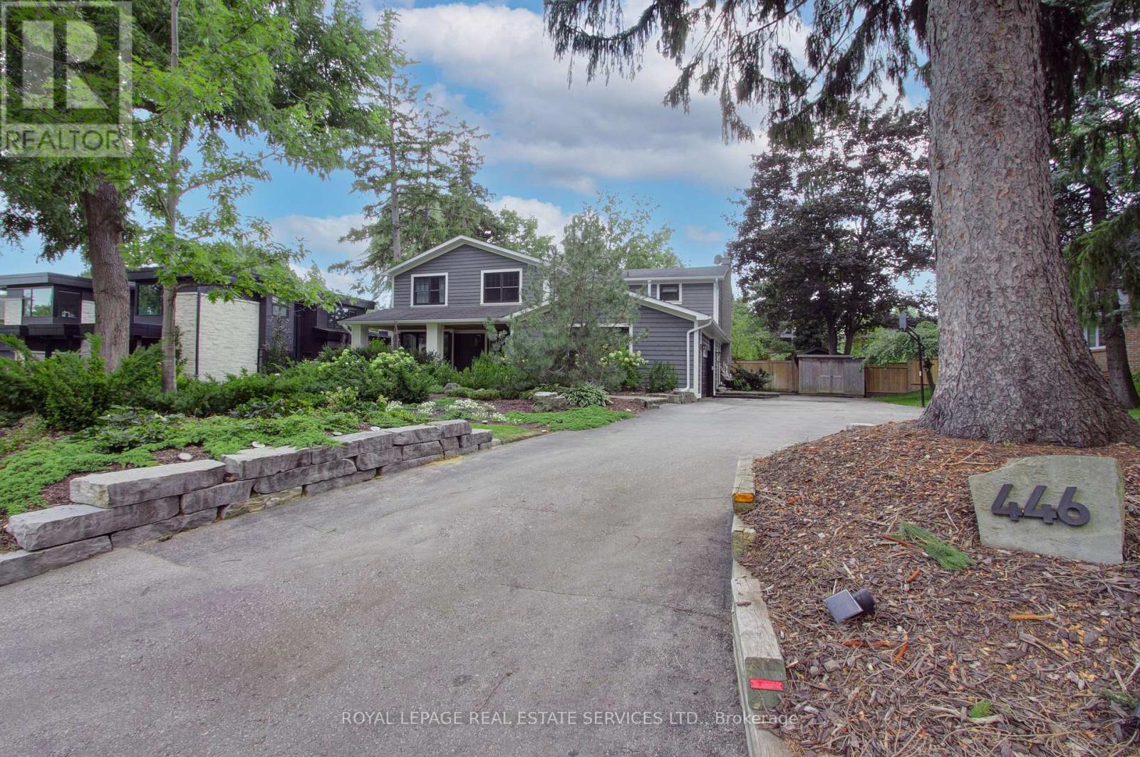 446 Copeland Court, Oakville, Ontario  L6J 4B9 - Photo 3 - W12398089