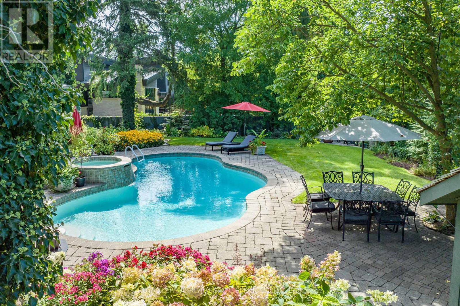 446 Copeland Court, Oakville, Ontario  L6J 4B9 - Photo 39 - W12398089