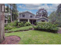 446 COPELAND COURT, Oakville, Ontario