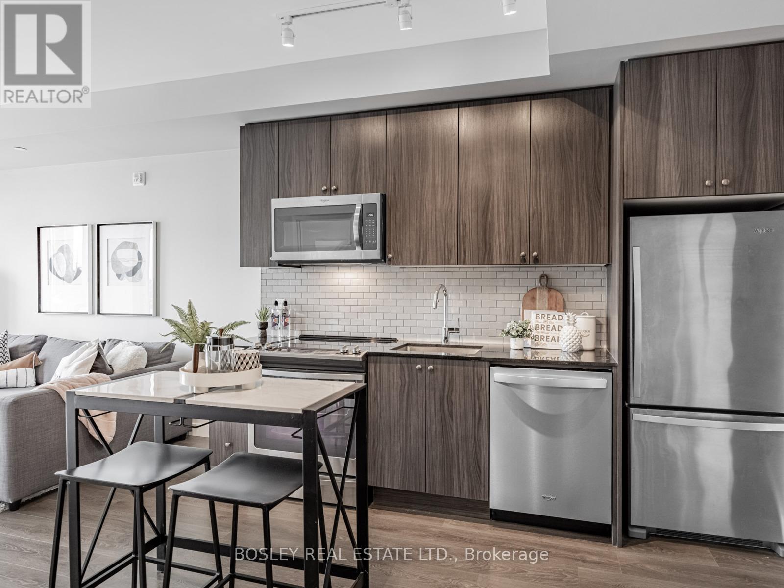 201 - 150 SABINA DRIVE, Oakville, Ontario