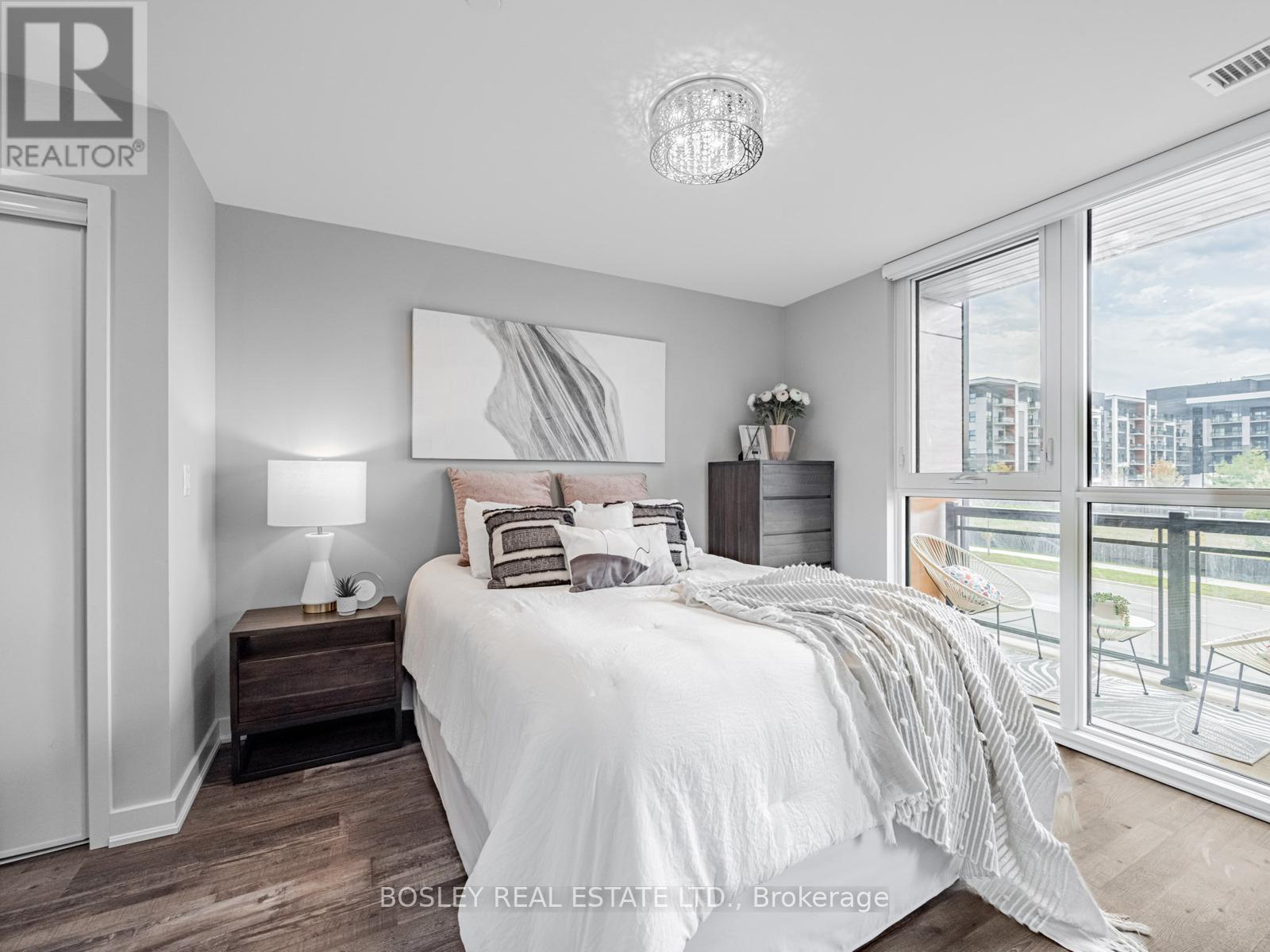 201 - 150 Sabina Drive, Oakville (Go Glenorchy), Ontario  L6H 0W3 - Photo 17 - W12398115