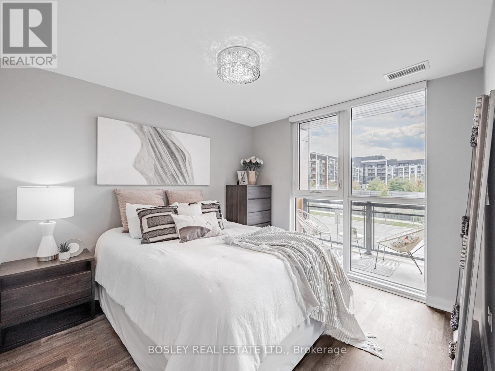 201 - 150 Sabina Drive, Oakville (Go Glenorchy), Ontario  L6H 0W3 - Photo 19 - W12398115