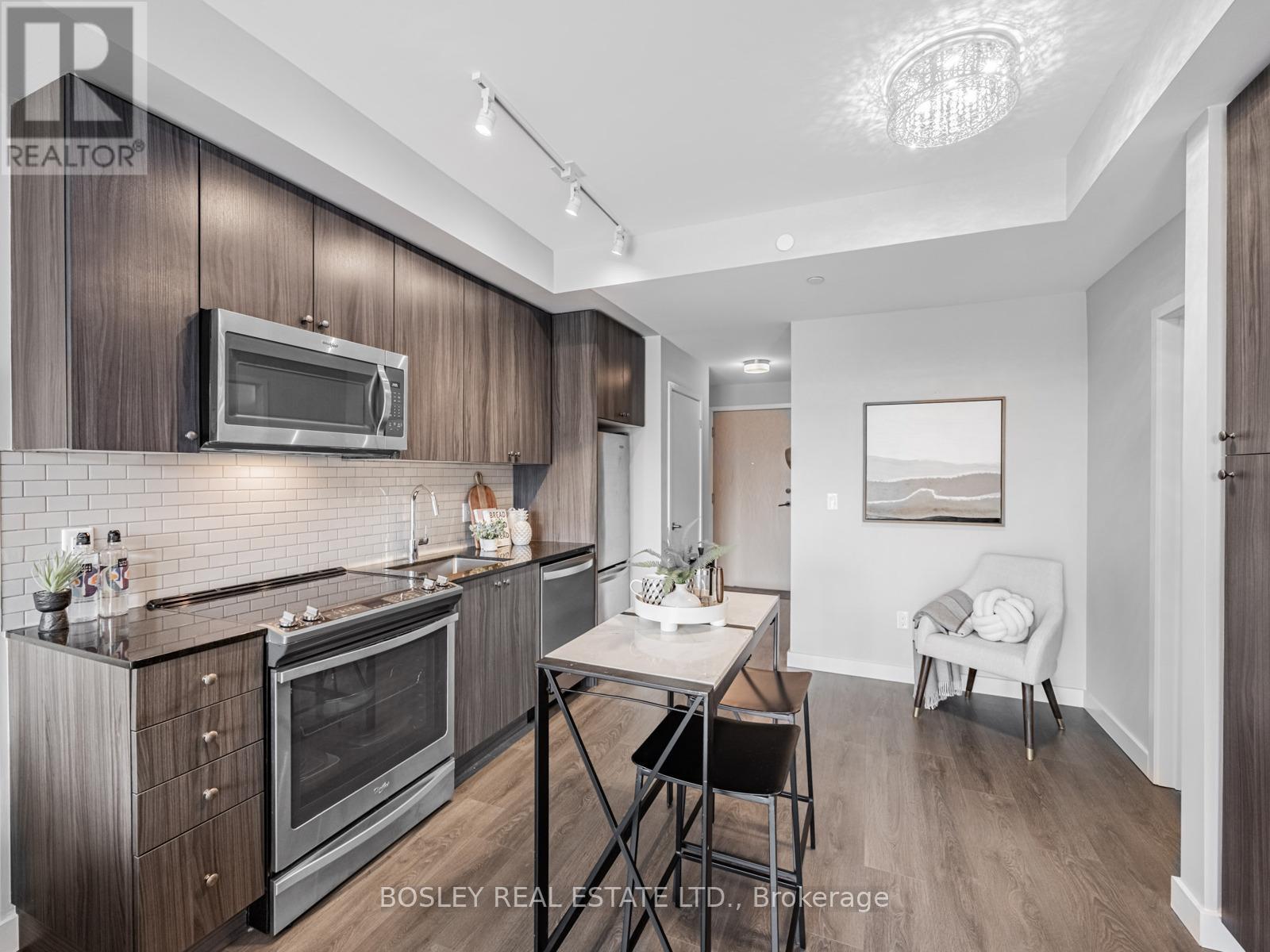 201 - 150 Sabina Drive, Oakville (Go Glenorchy), Ontario  L6H 0W3 - Photo 6 - W12398115