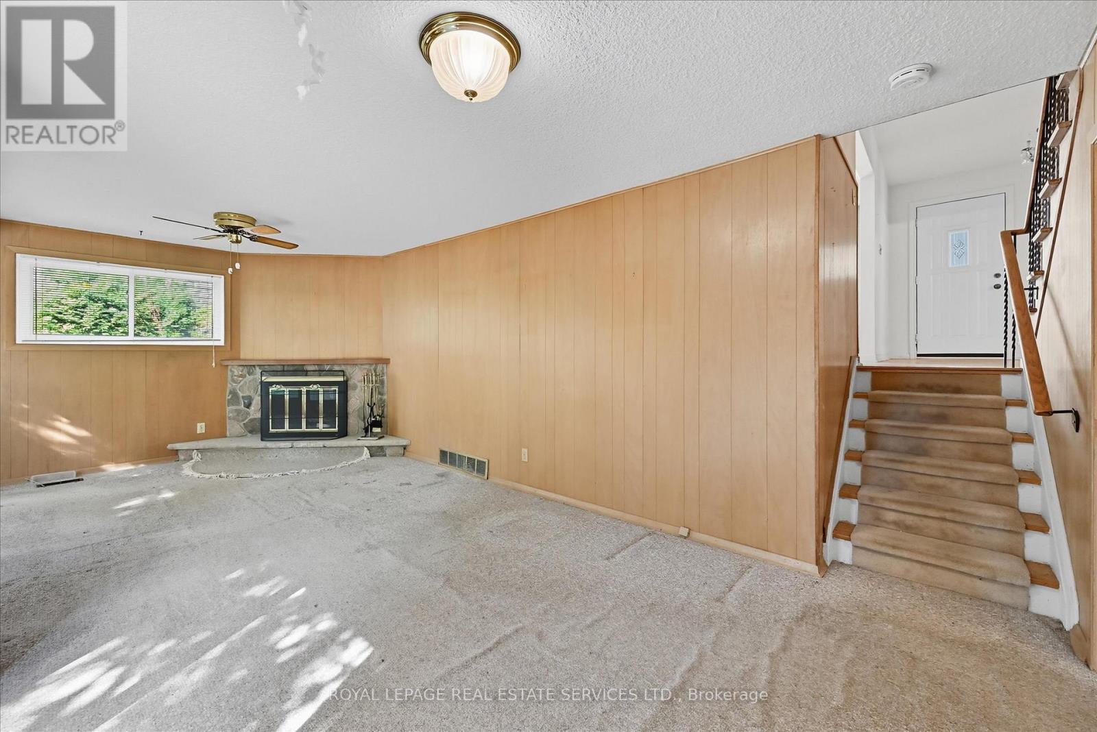 1536 Venetia Drive, Oakville, Ontario  L6L 1K7 - Photo 30 - W12398137