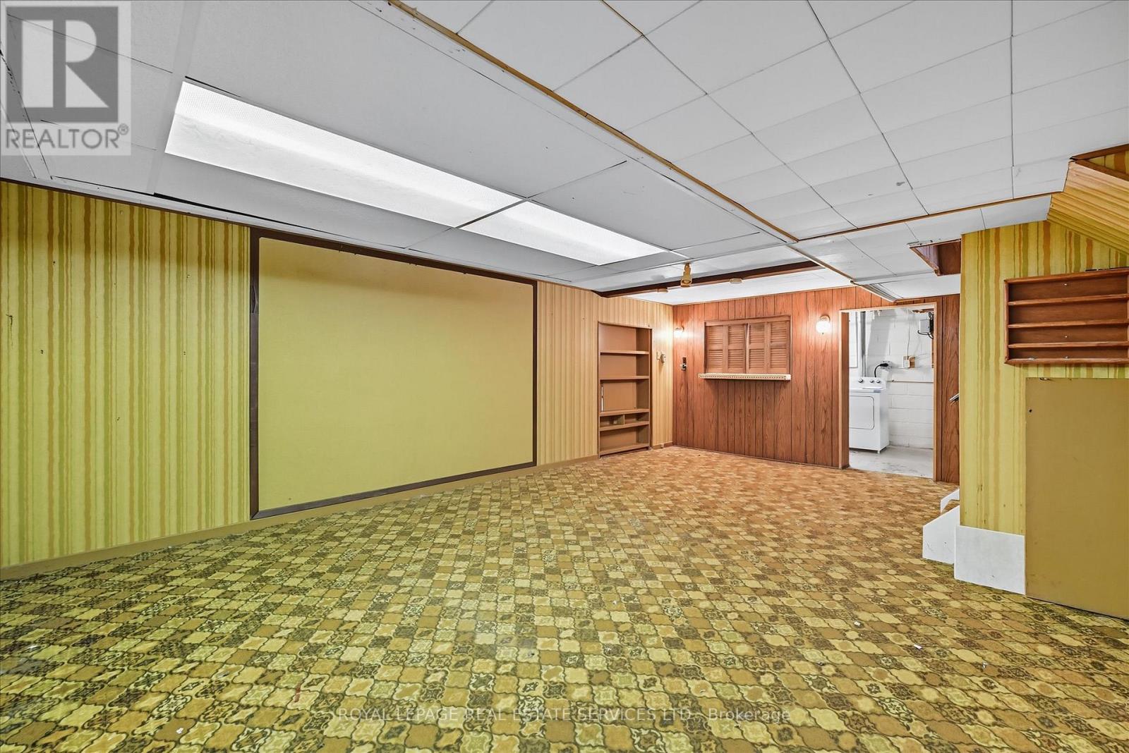 1536 Venetia Drive, Oakville, Ontario  L6L 1K7 - Photo 38 - W12398137