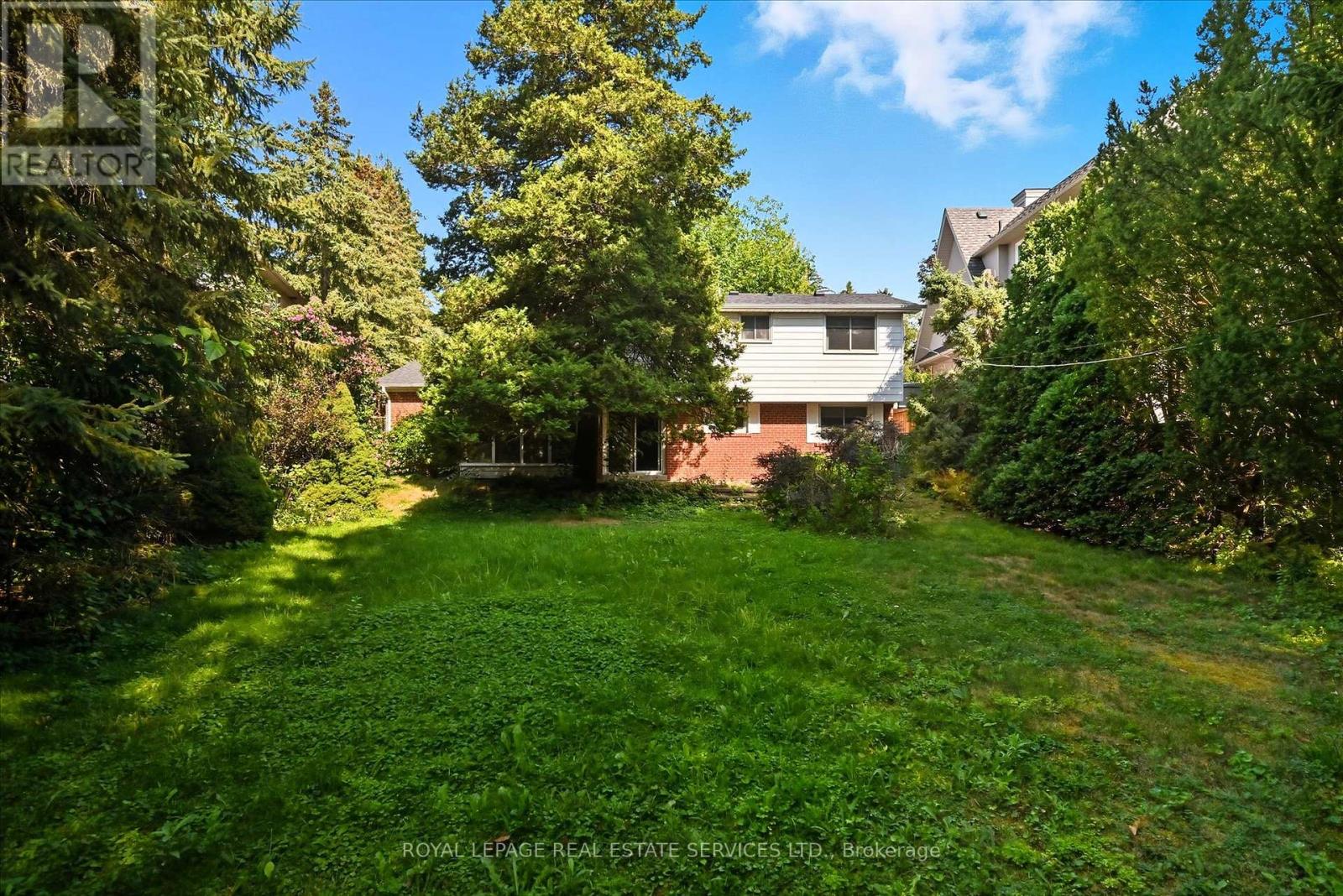 1536 Venetia Drive, Oakville, Ontario  L6L 1K7 - Photo 41 - W12398137