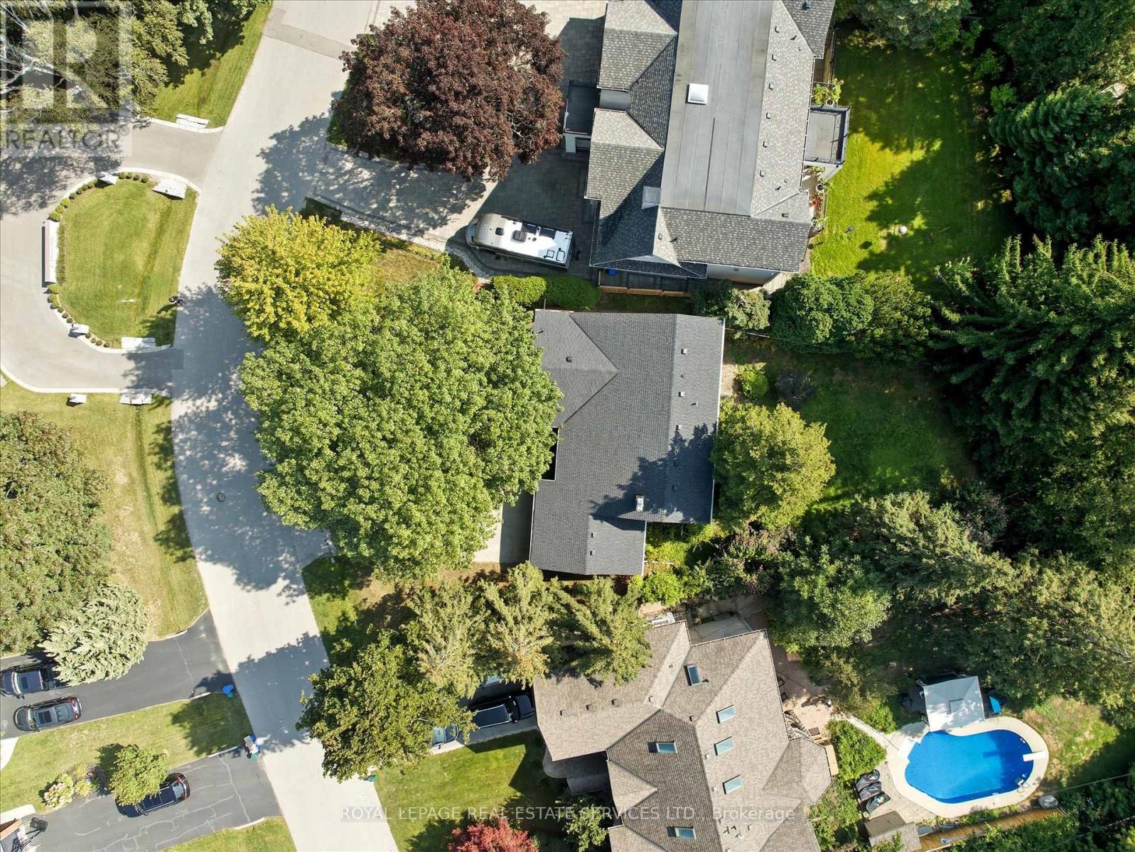 1536 Venetia Drive, Oakville, Ontario  L6L 1K7 - Photo 45 - W12398137