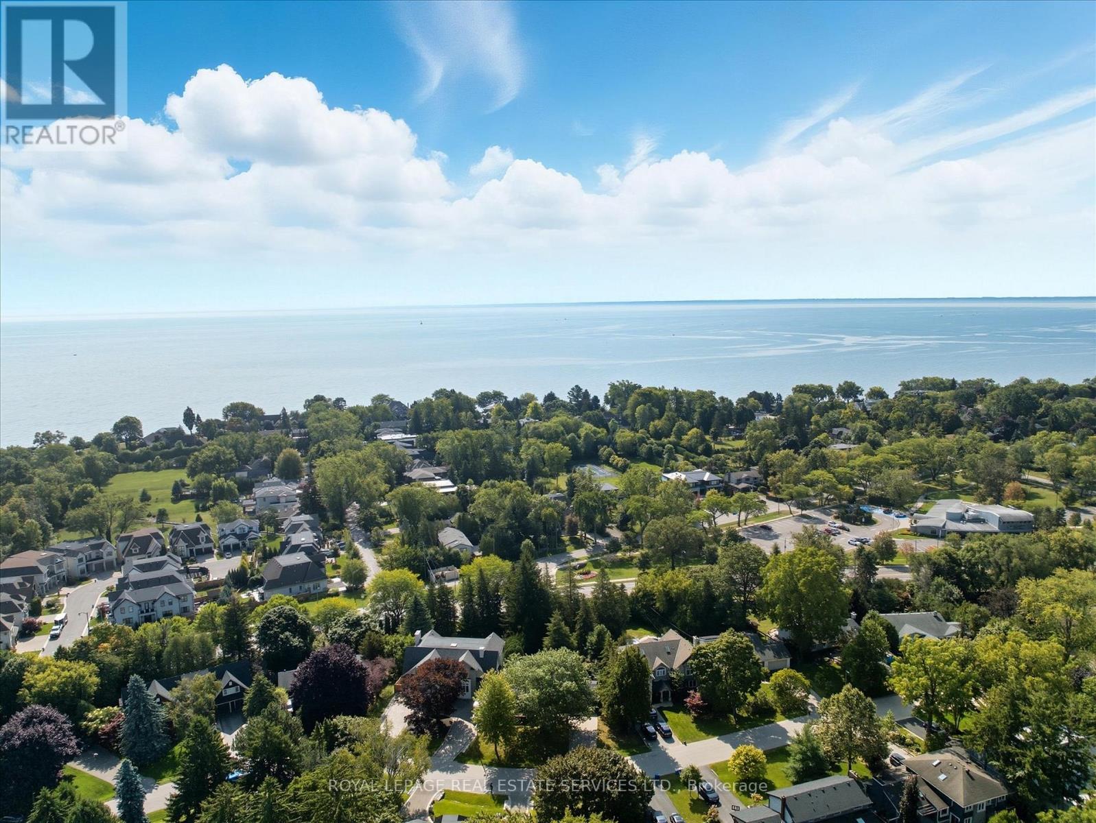 1536 Venetia Drive, Oakville, Ontario  L6L 1K7 - Photo 46 - W12398137