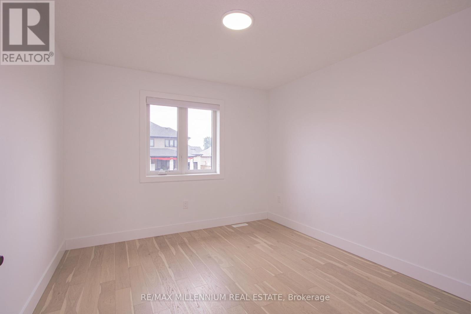 195 Boardwalk Way, Thames Centre, Ontario  N0L 1G2 - Photo 25 - X12397969
