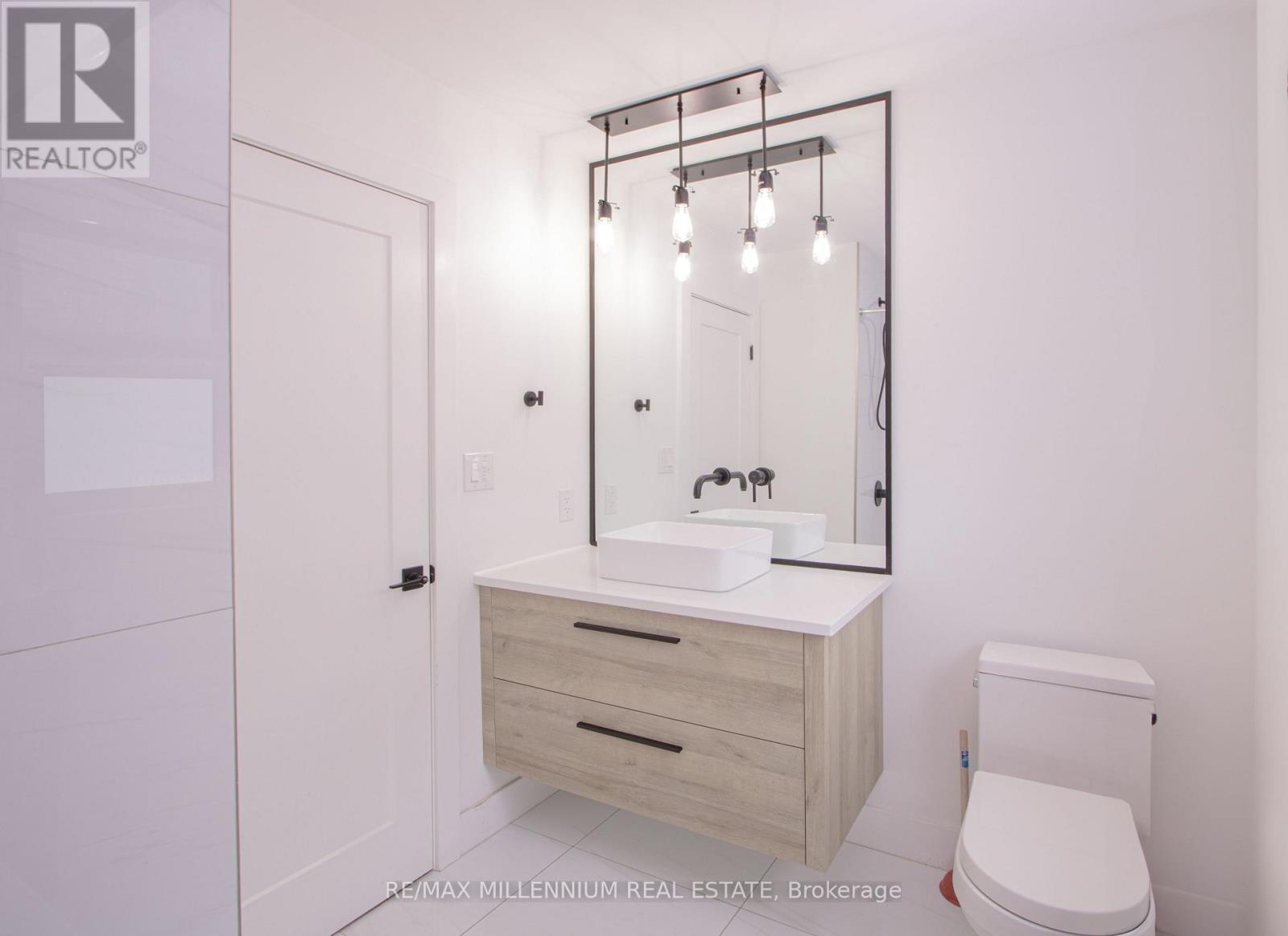 195 Boardwalk Way, Thames Centre, Ontario  N0L 1G2 - Photo 32 - X12397969