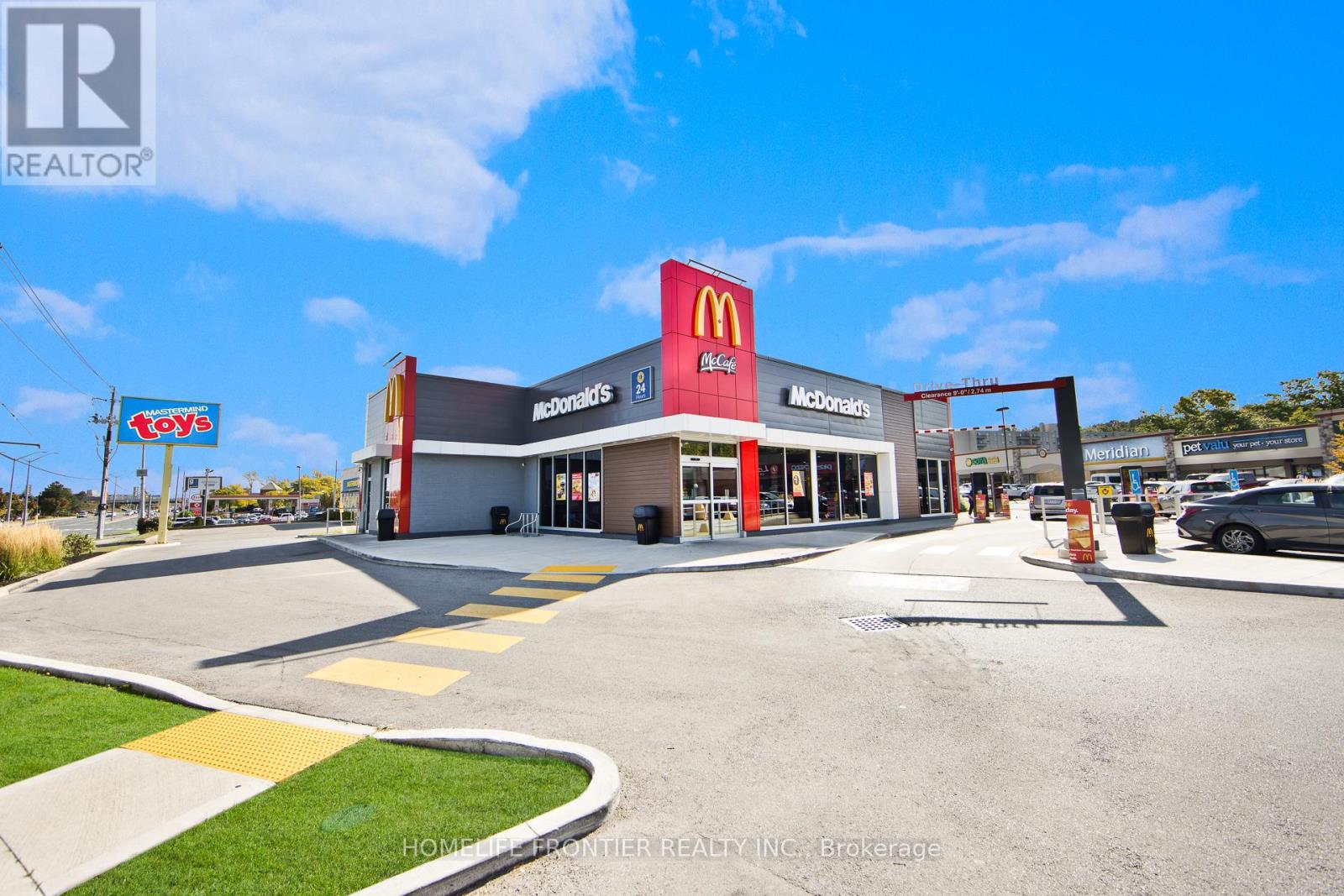 A9 - 210 Glendale Avenue, St. Catharines (Glendale/glenridge), Ontario  L2T 3Y6 - Photo 4 - X12398009