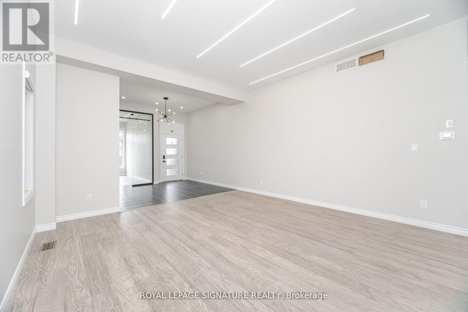 101 Sass Crescent, Brant, Ontario  N3L 0J3 - Photo 11 - X12398029