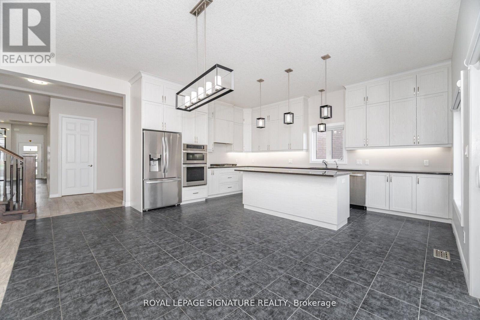 101 Sass Crescent, Brant, Ontario  N3L 0J3 - Photo 17 - X12398029
