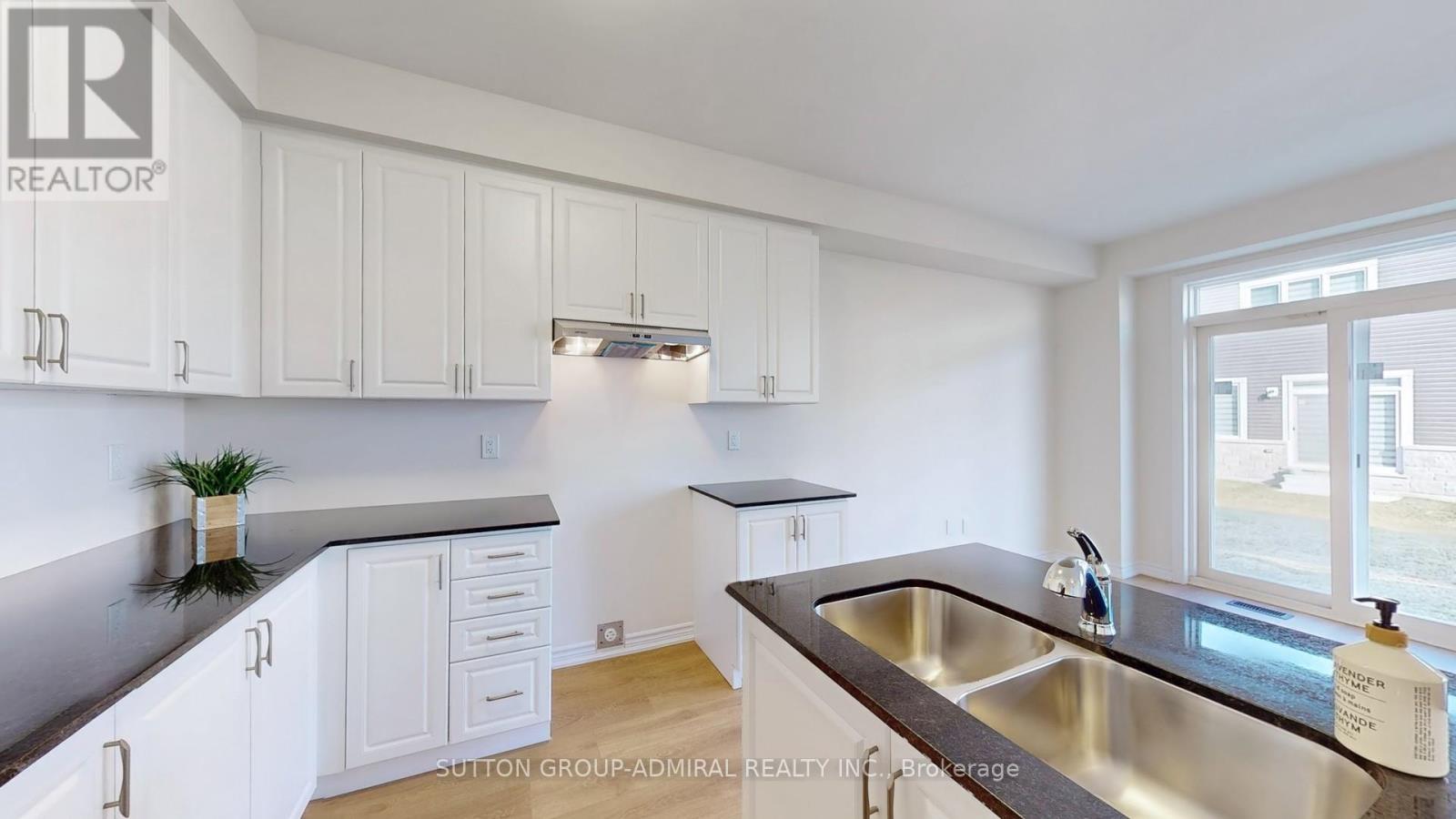 78 Brown Street, Erin, Ontario  N0B 1T0 - Photo 5 - X12398121