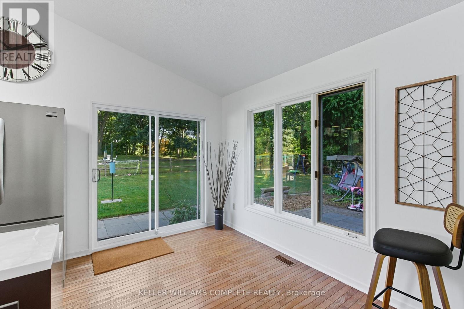 345 Jerseyville Road W, Hamilton, Ontario  L9G 5C3 - Photo 15 - X12395745