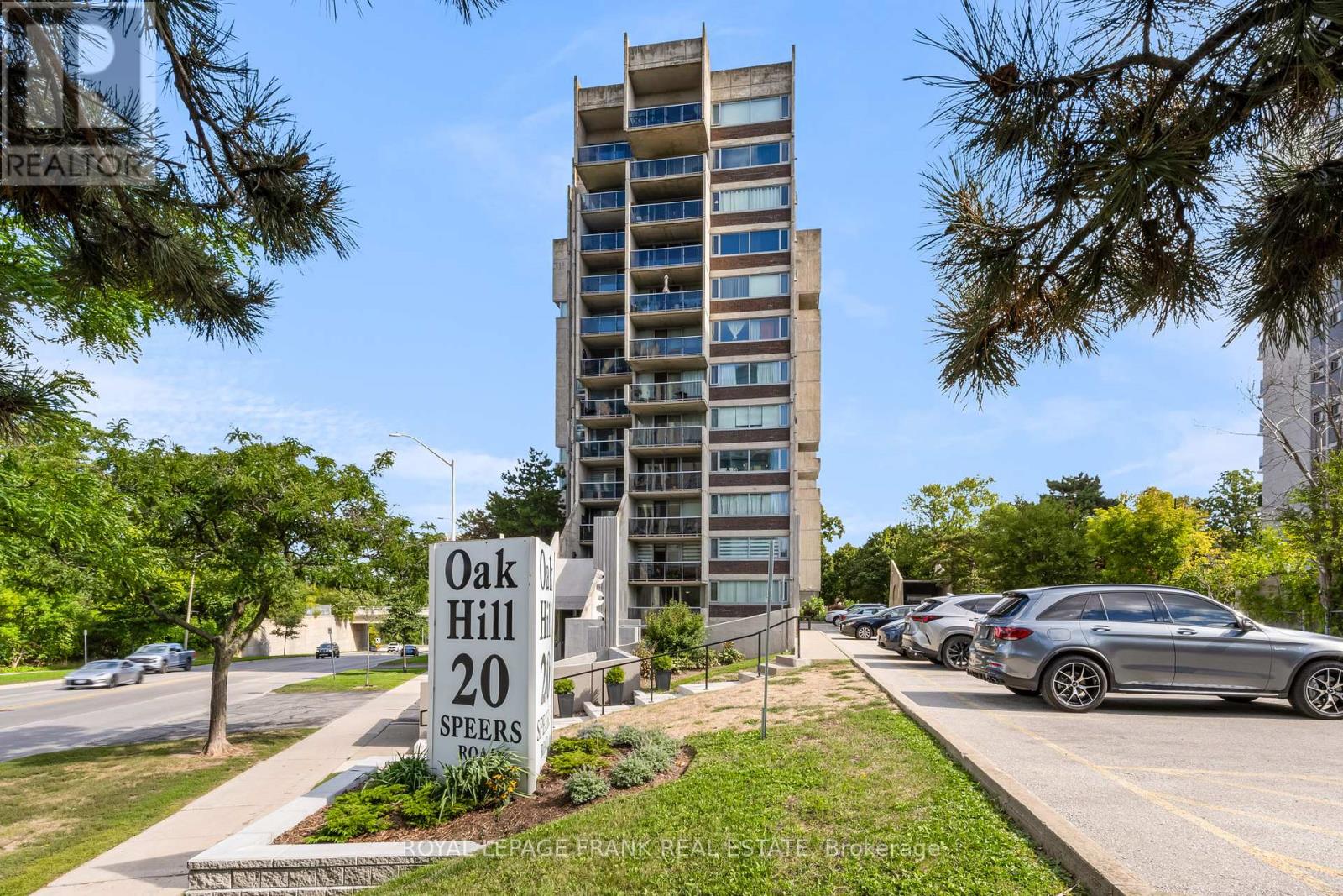 105 - 20 Speers Road, Oakville, Ontario  L6K 3R5 - Photo 21 - W12398276